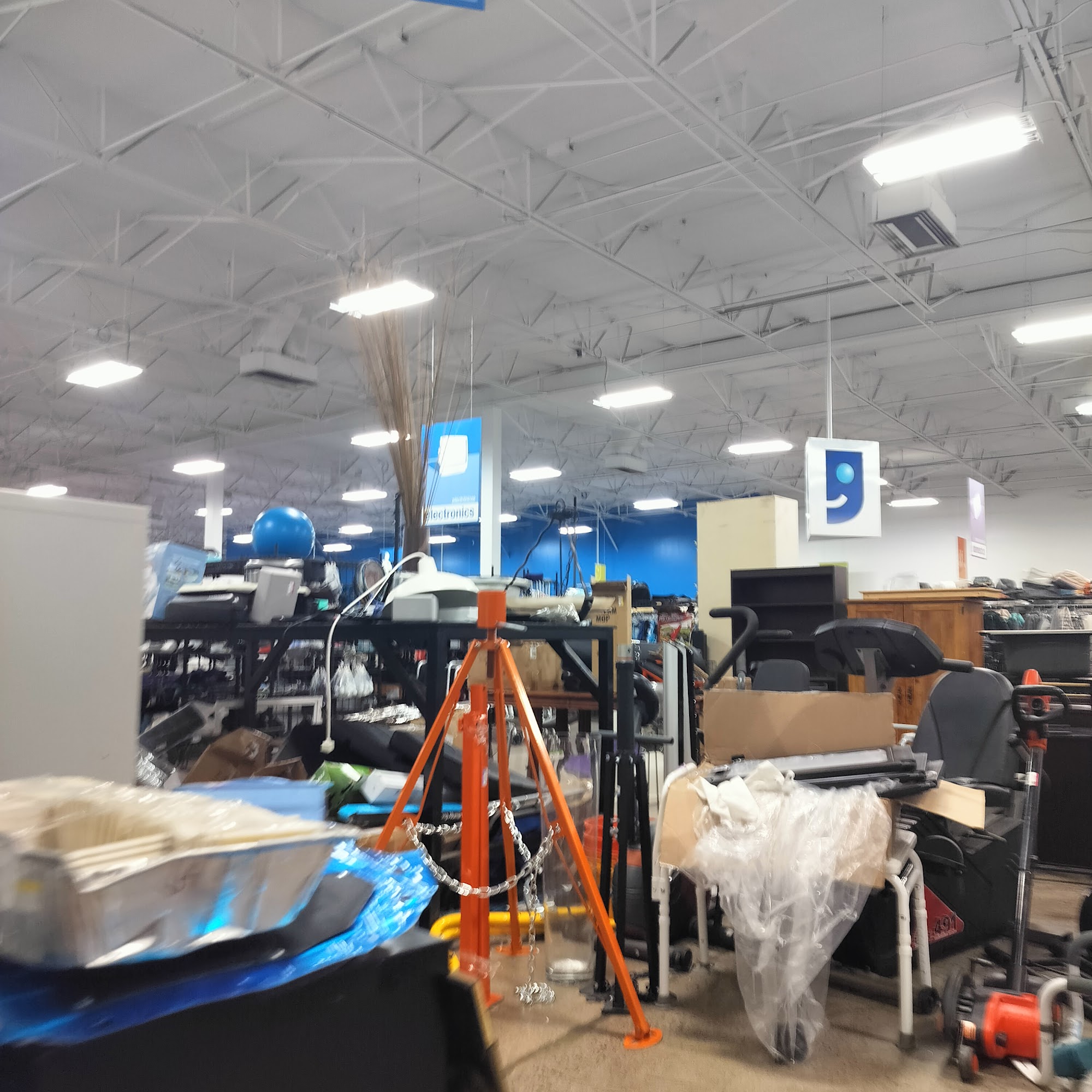 Brown & Higley Rd Goodwill Retail Store and Donation Center Mesa