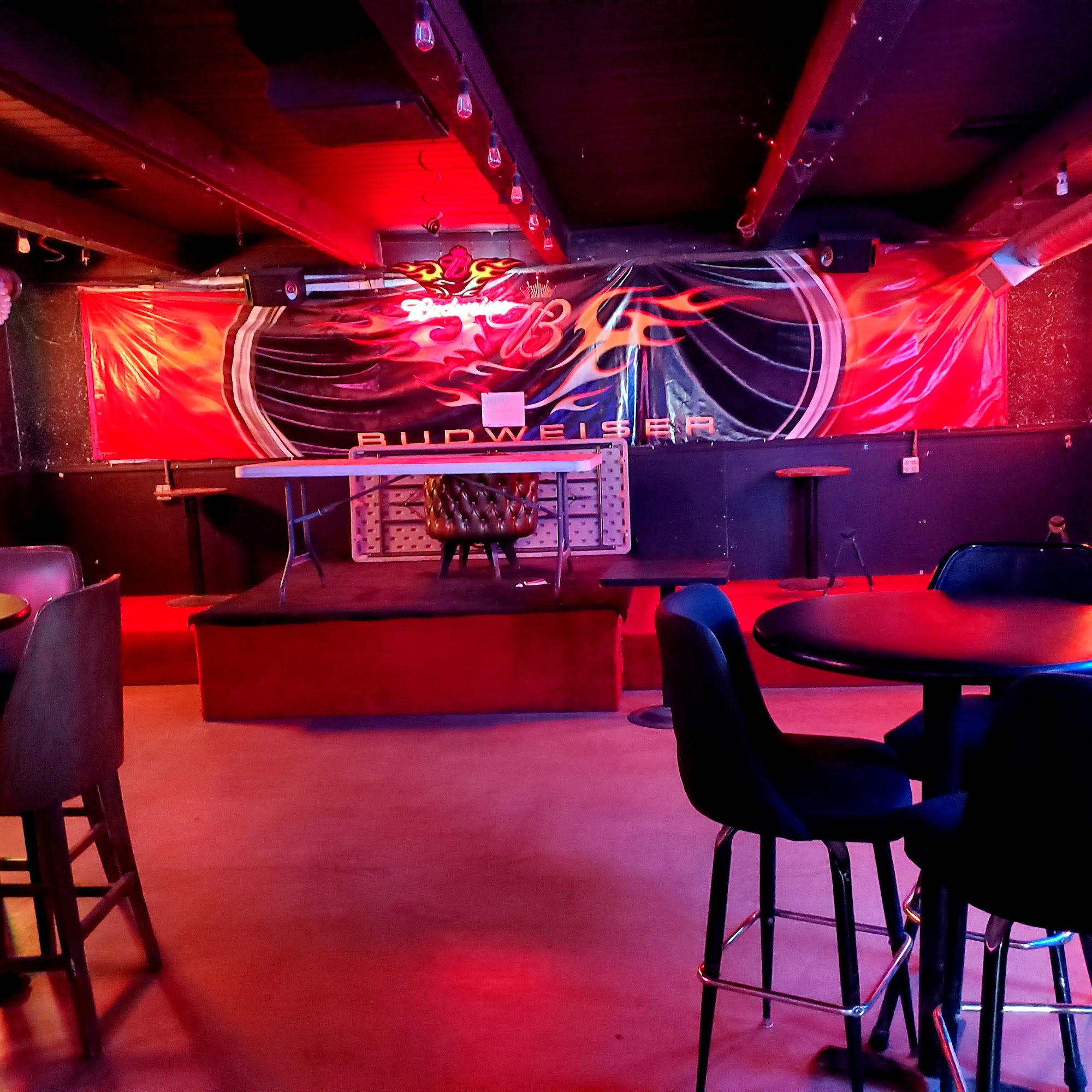 River Valley Tavern Mohave Valley