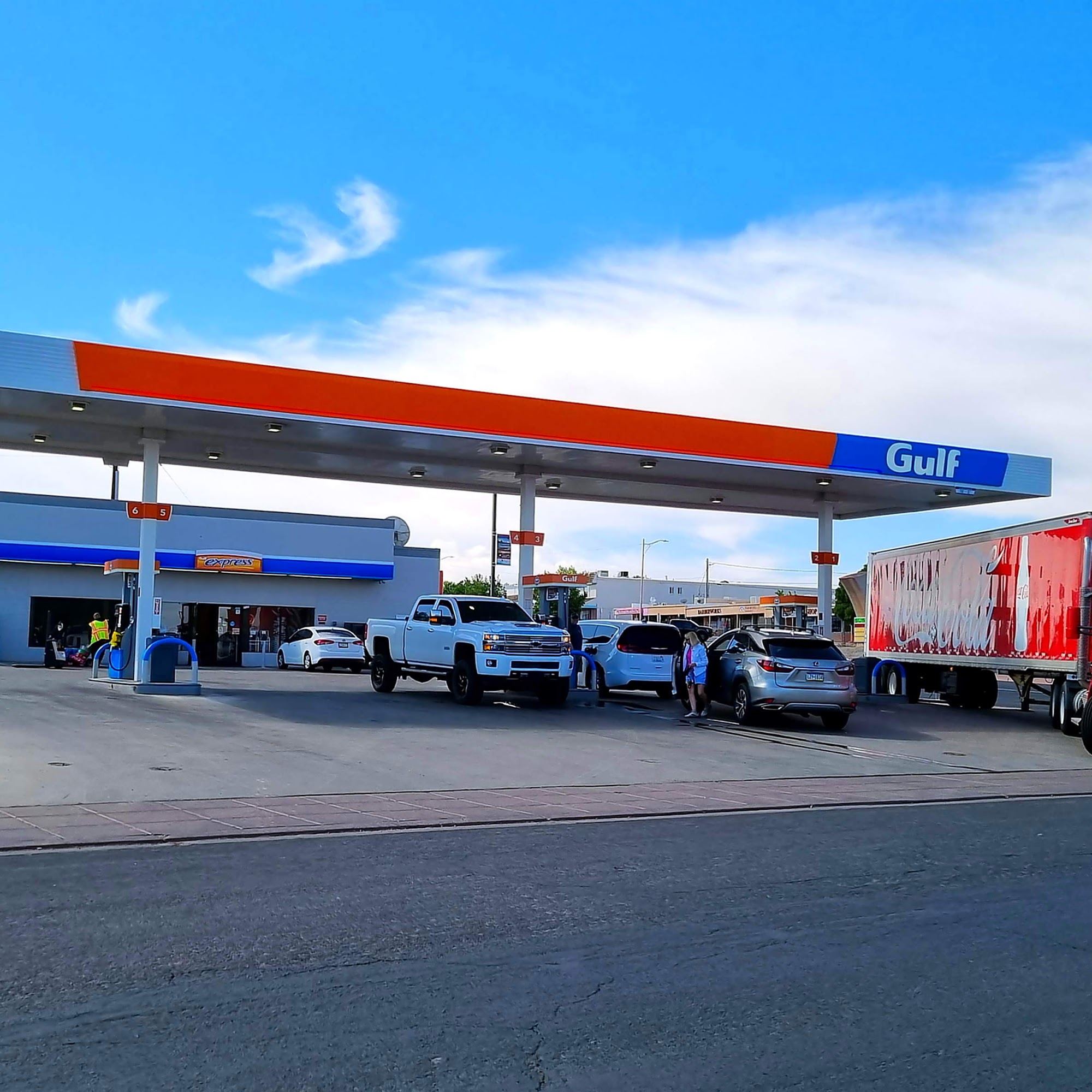 Gulf 701 N Navajo Dr, Page