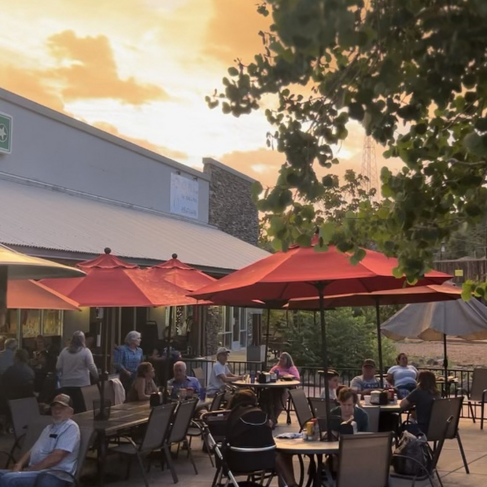 Macky's Grill Payson