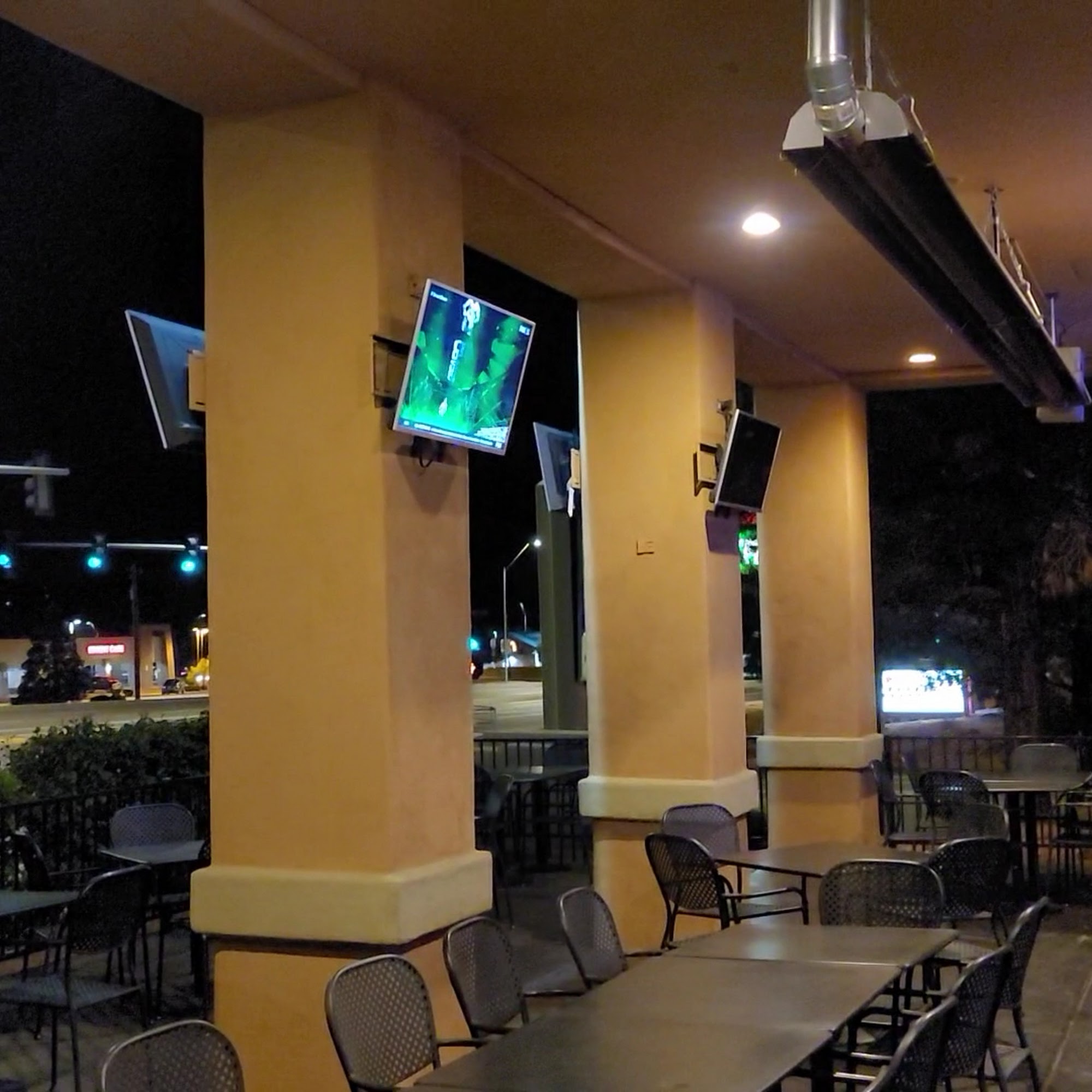 Backwoods Bar & Grill Payson