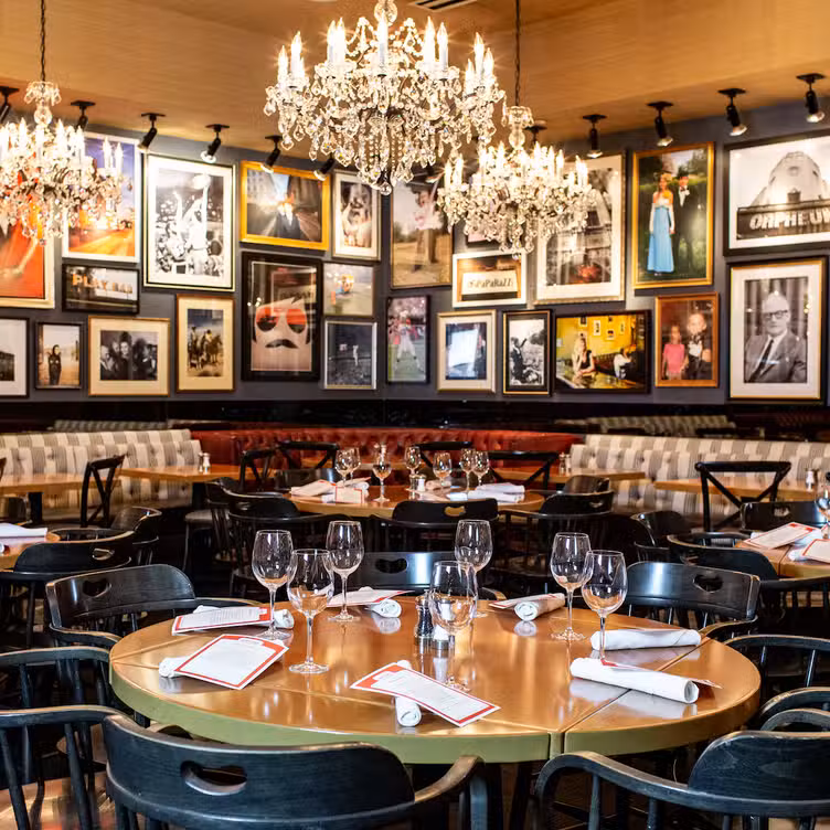 Photo credit: opentable