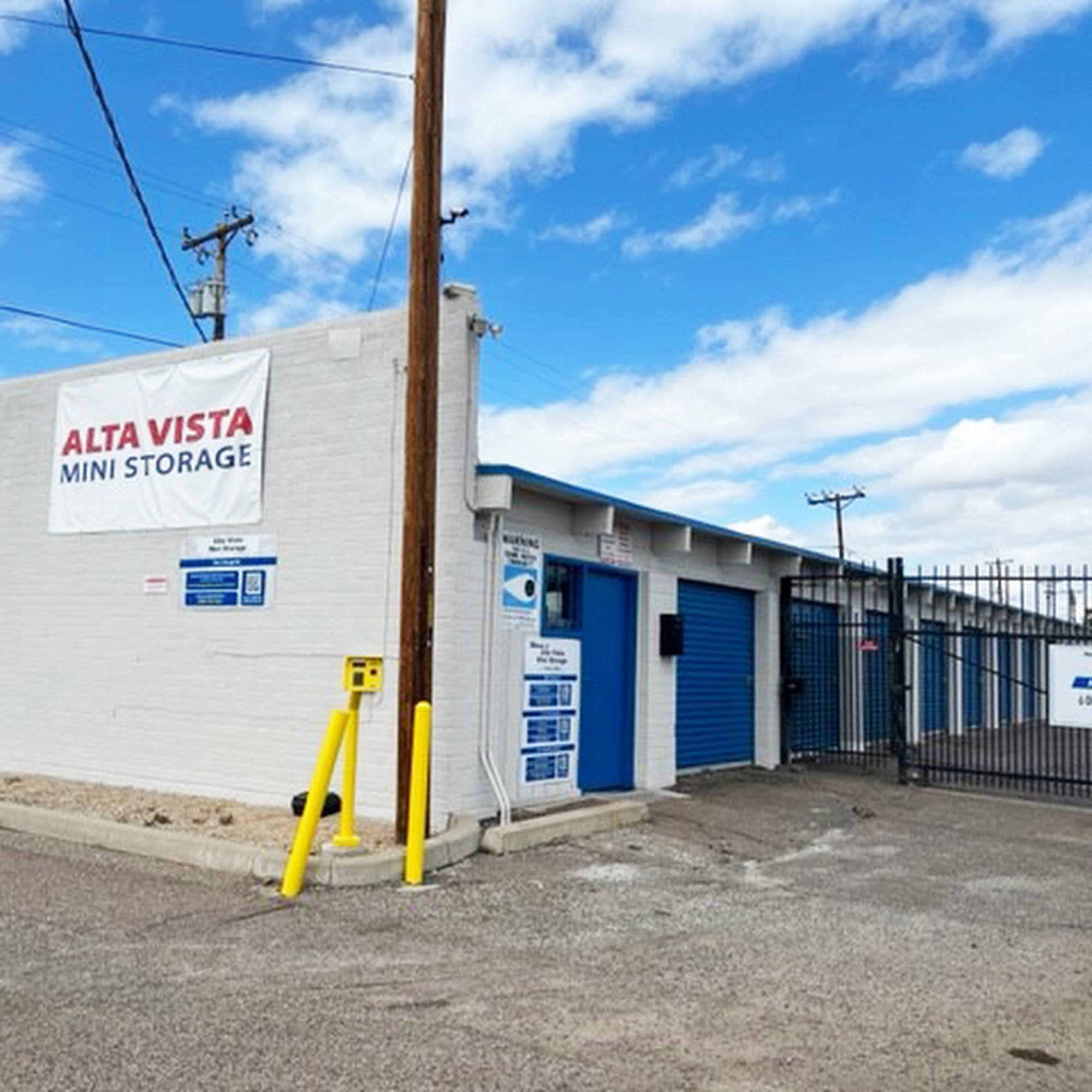 U-Haul Neighborhood Dealer