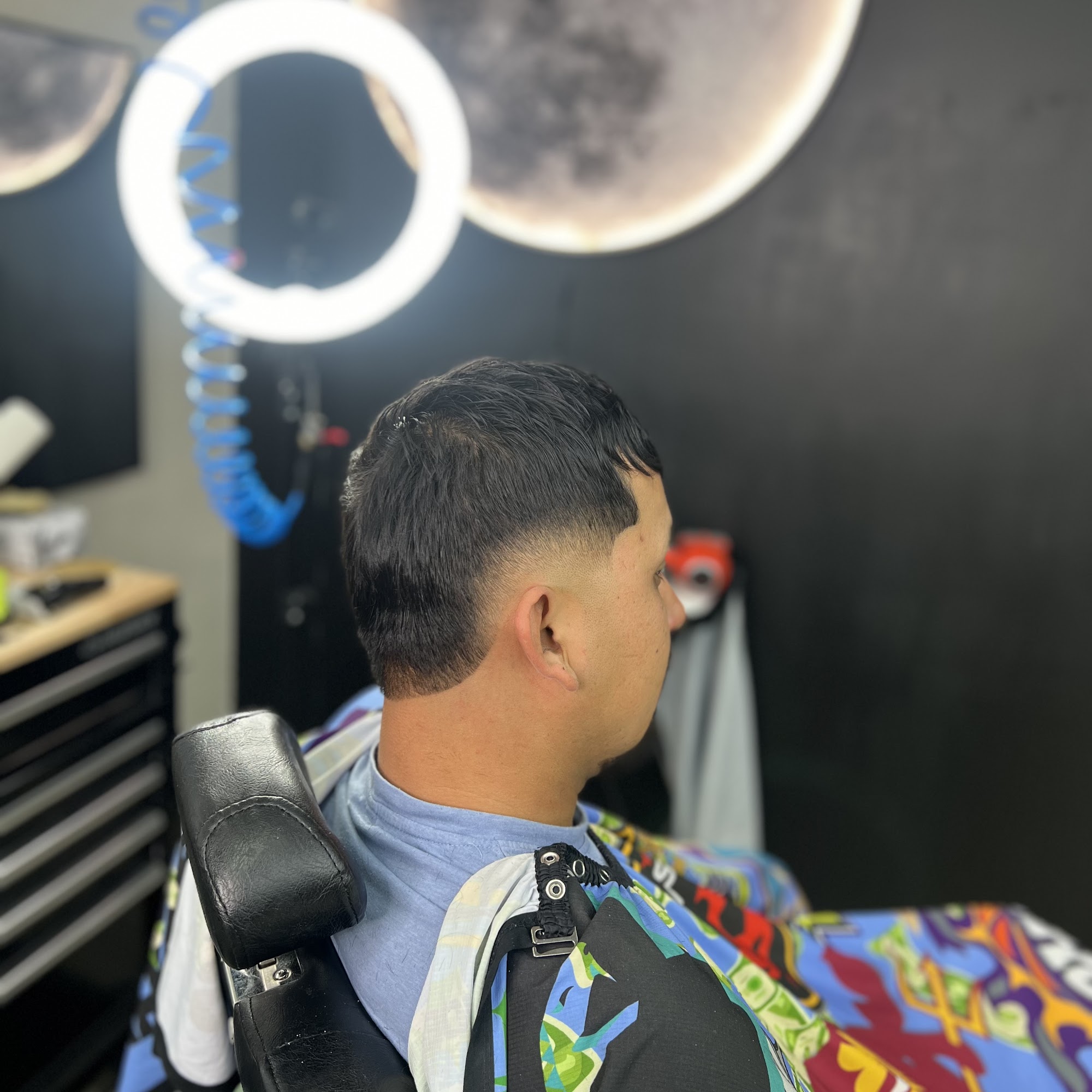 Fresh Cuttz 2.0 Barbershop 3024 W Van Buren St Ste 142, Phoenix Arizona 85009