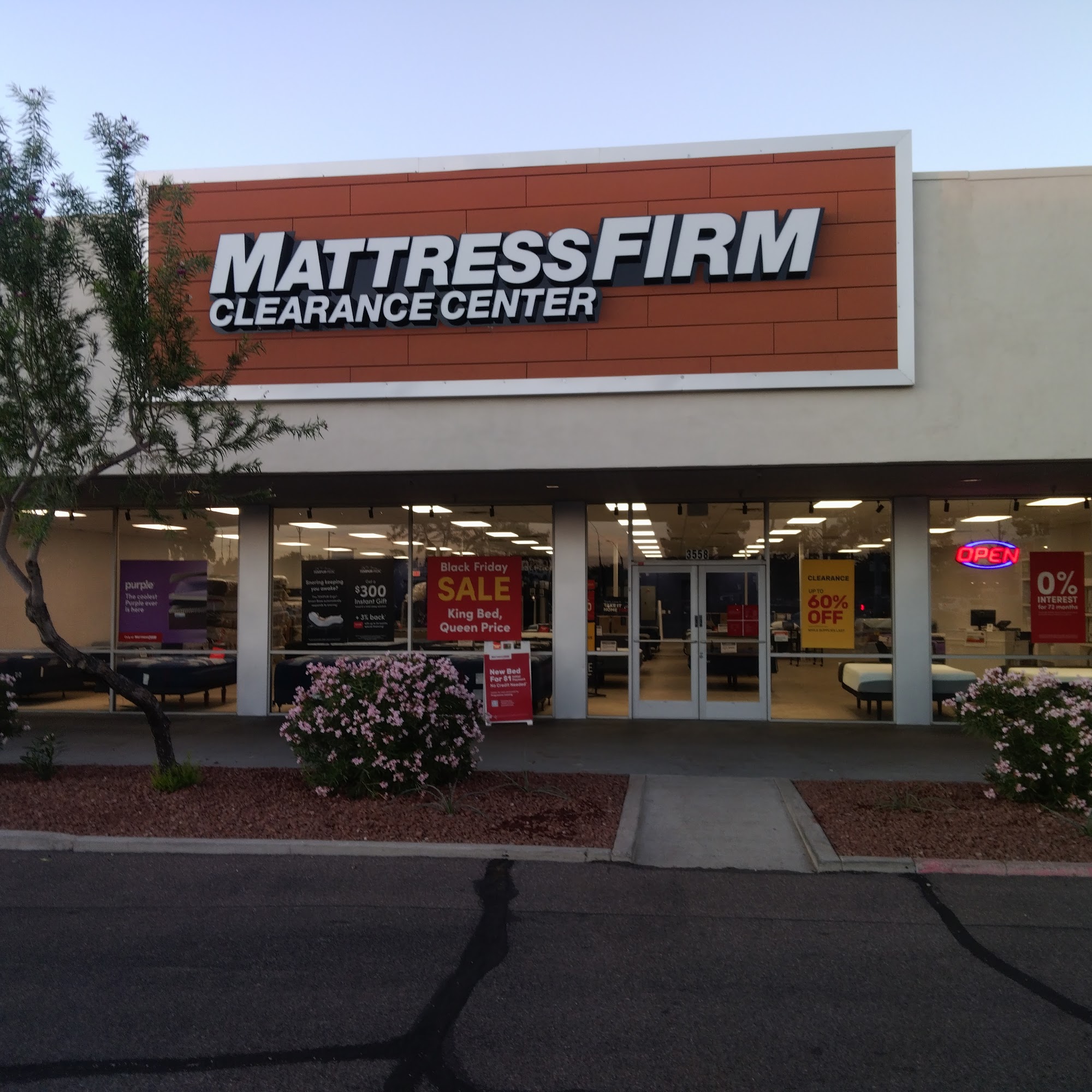 Mattress Firm Clearance Center Palm Glen