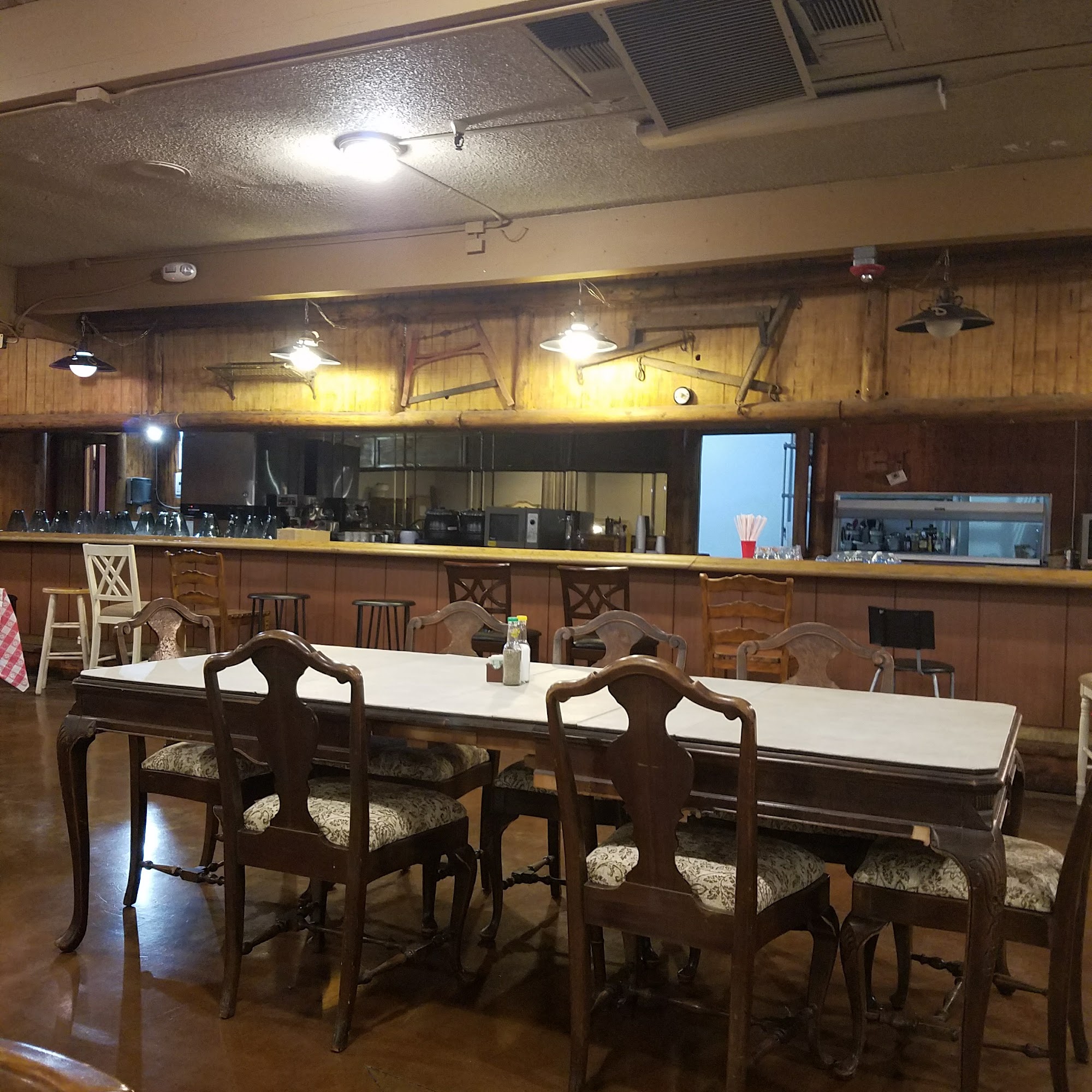 Mr Lucky's Grubhouse