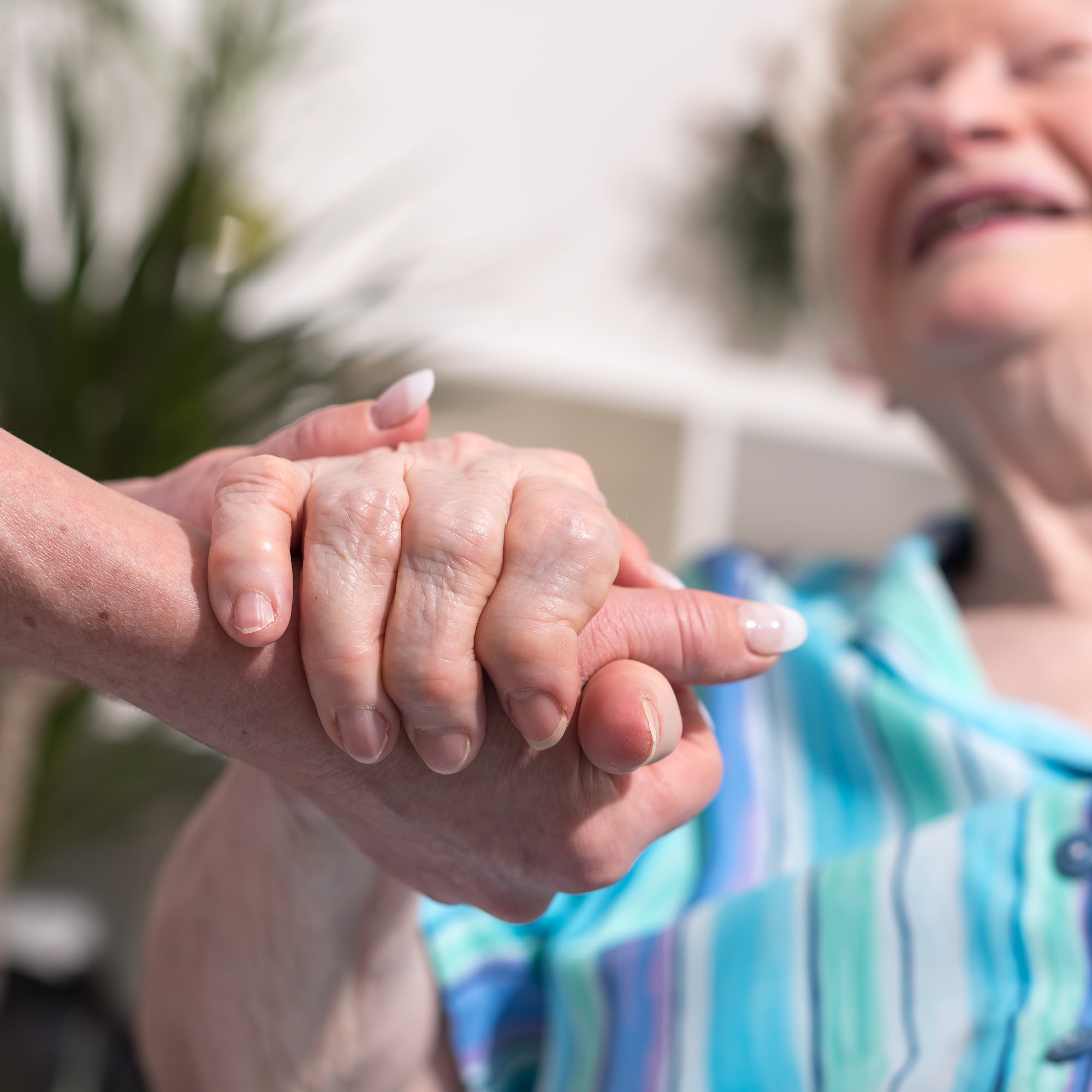 Destiny Hands Home Care 2625 E Greenway Pkwy #290, Phoenix, AZ 85032