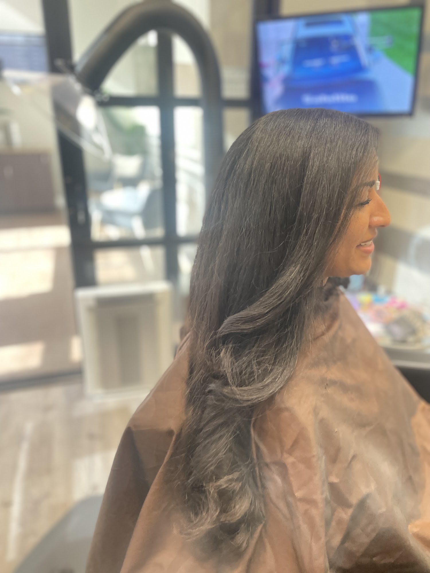 Capelli Society Salon