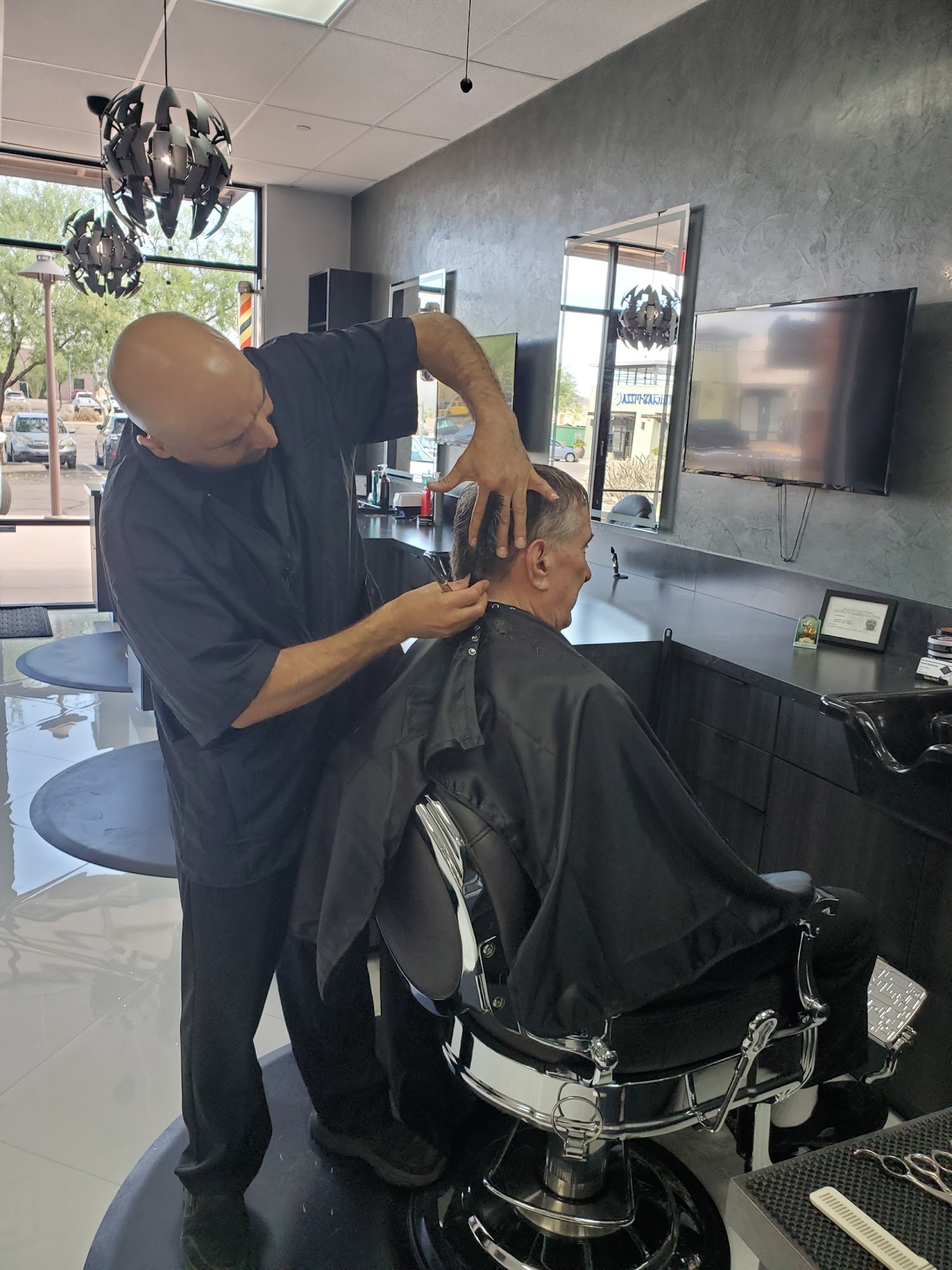 Eduard Barber Shop
