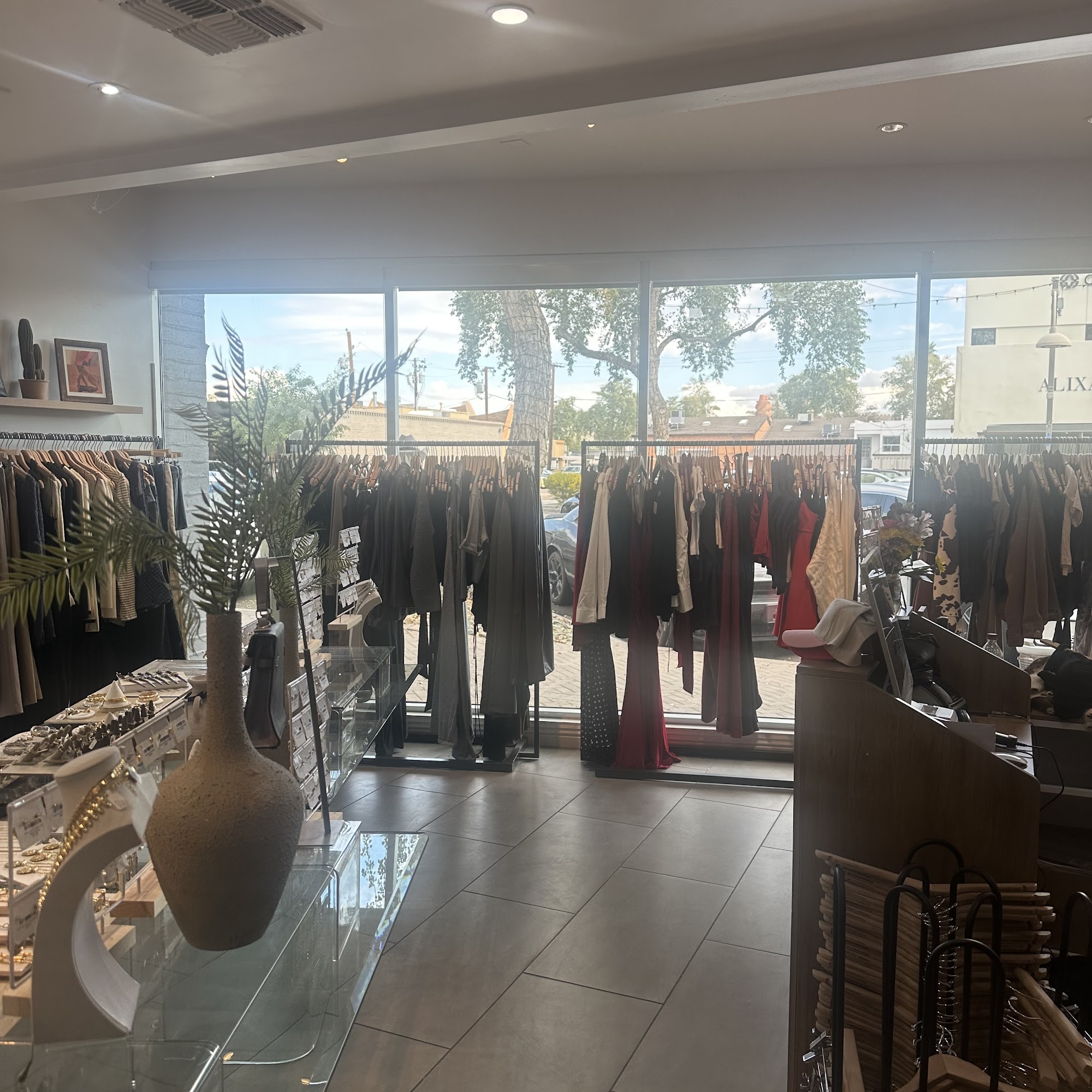 Bobbles & Lace Scottsdale