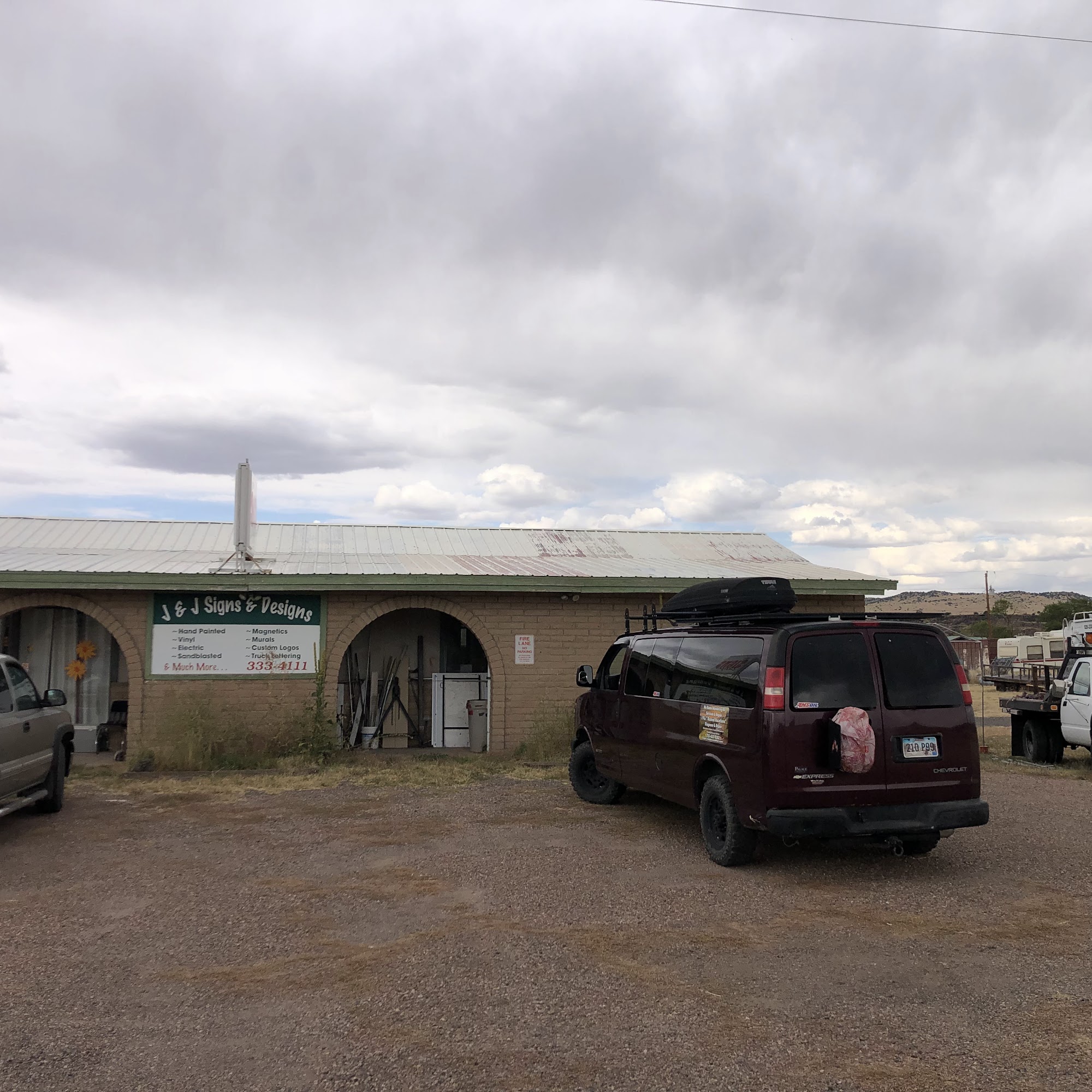 J & J Signs & Designs Springerville