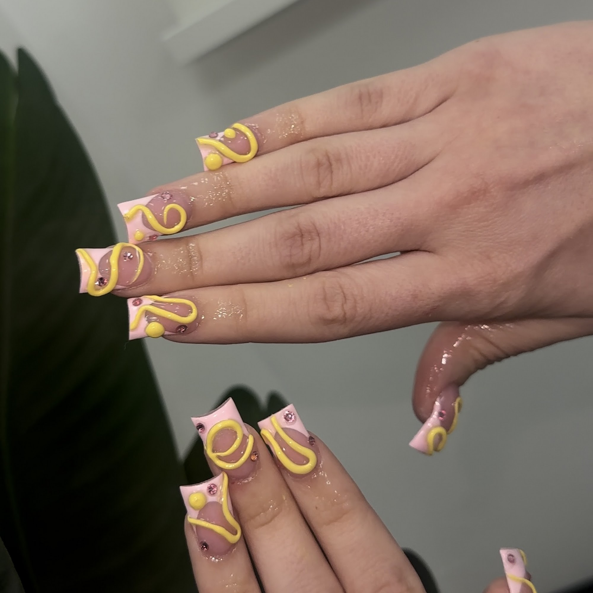 Her Aura Nails 115 W 6th St #110, Tempe Arizona 85281