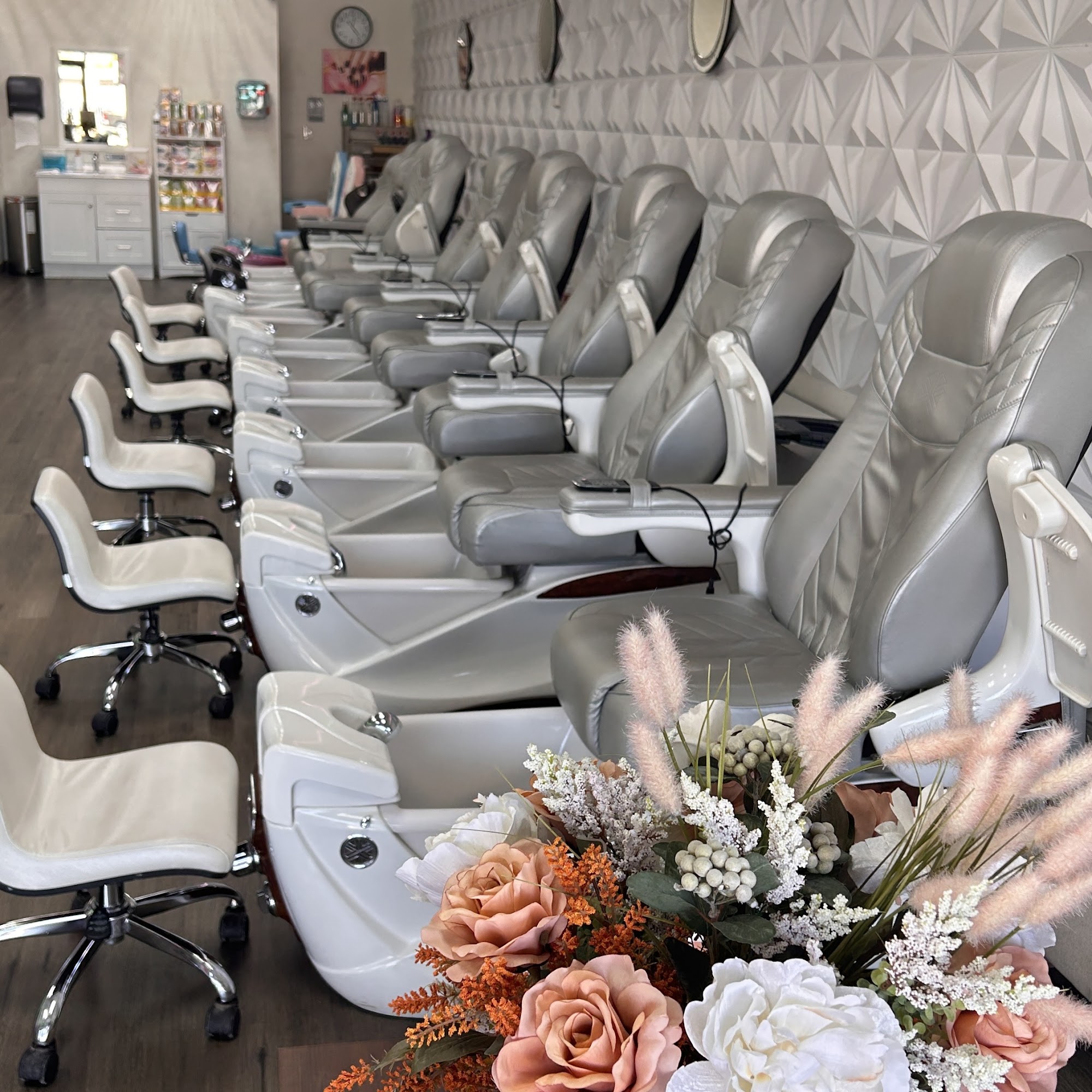 Crystal Nails Spa 3140 E Fort Lowell Rd, Tucson Arizona 85716