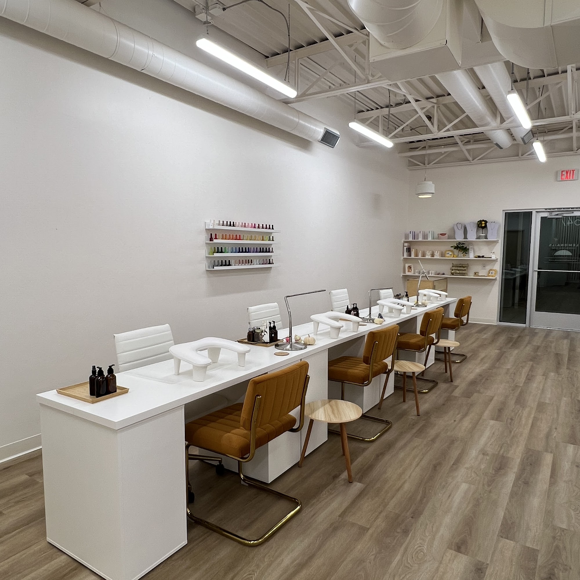 Lemonails 2547 E Broadway Blvd, Tucson Arizona 85716