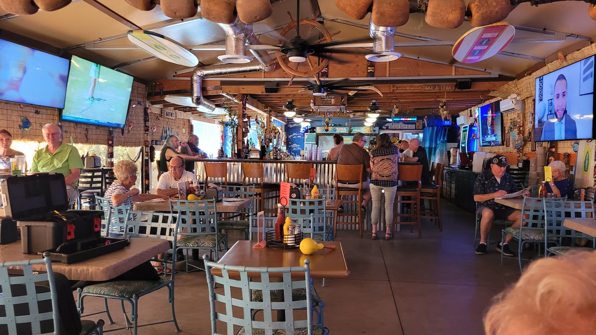 Father Sarducci's Pizza, Pasta & More Youngtown