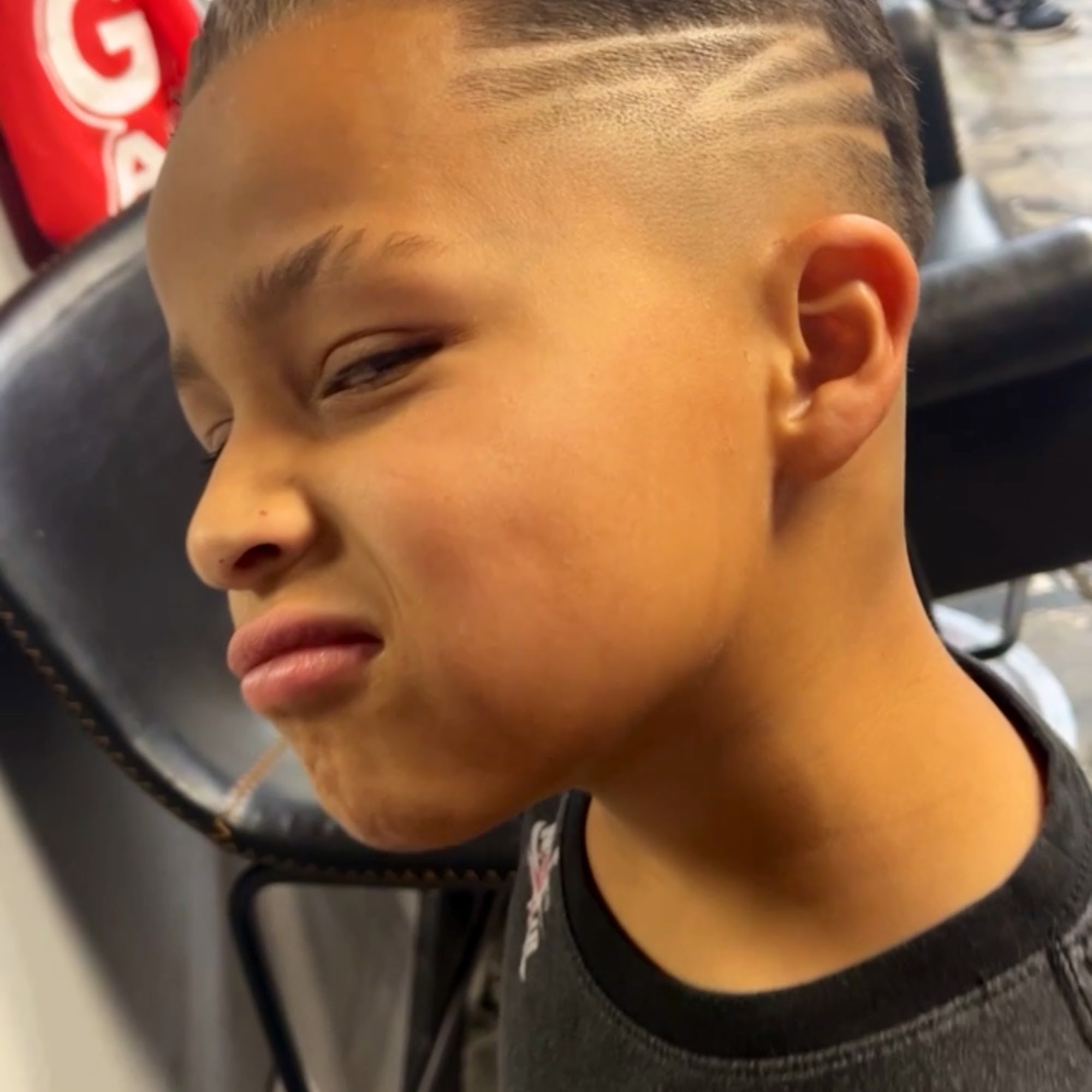 Golden Clipper Barbershop 2 11115 Grand Ave, Youngtown Arizona 85363