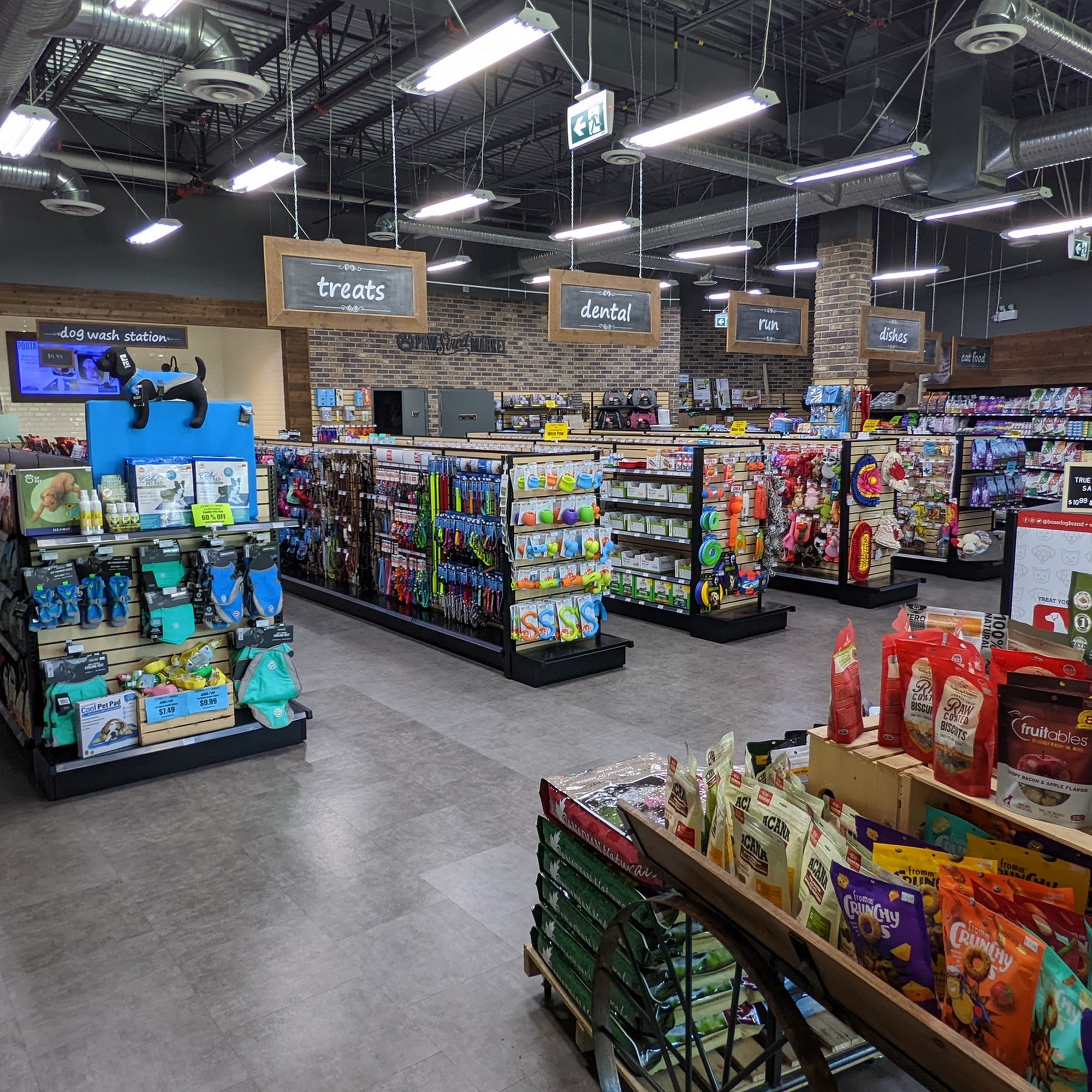 Paw Street Market - Abbotsford Abbotsford