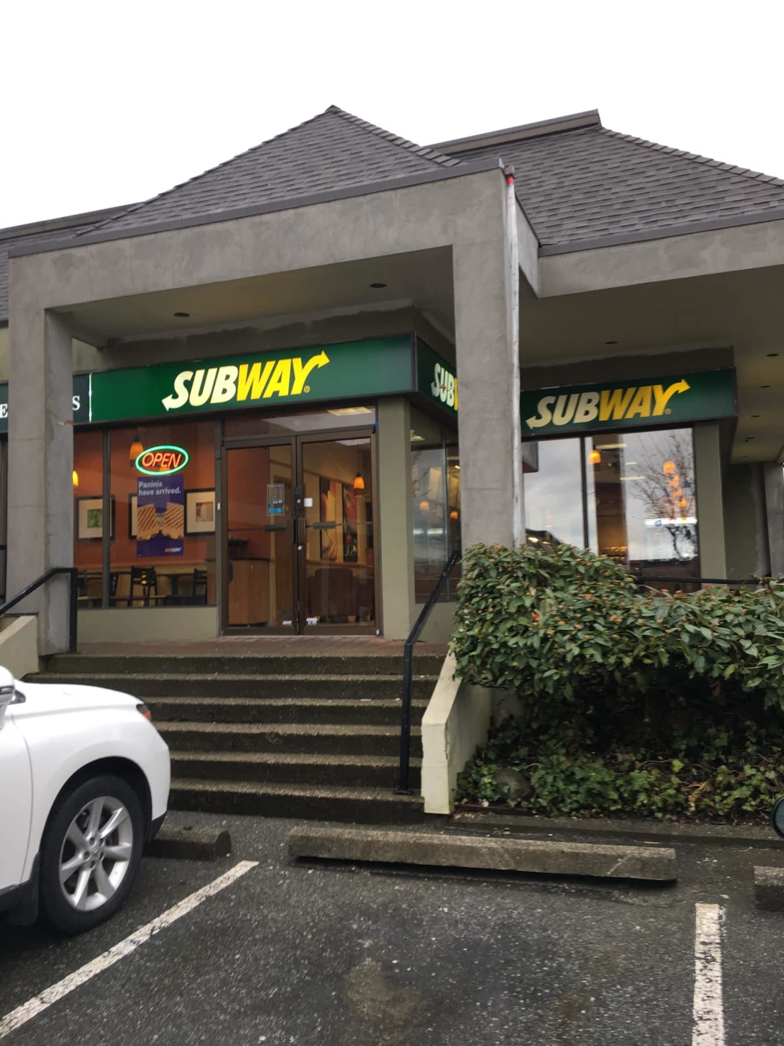 Photo credit: yellowpages.ca