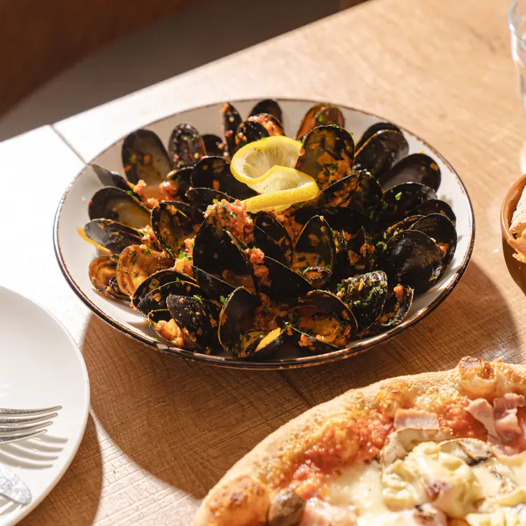 Photo credit: opentable