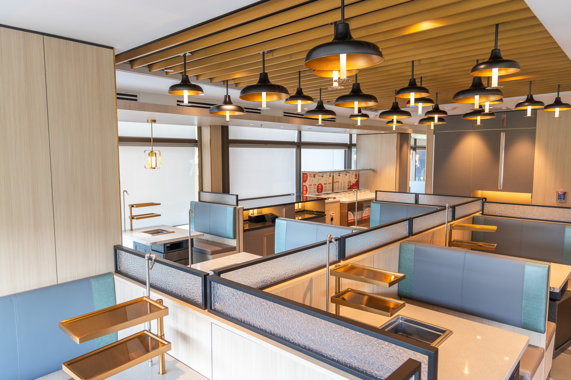 HaiDiLao Hotpot Brentwood 2nd Floor, 4580 Brentwood Blvd #2220, Burnaby