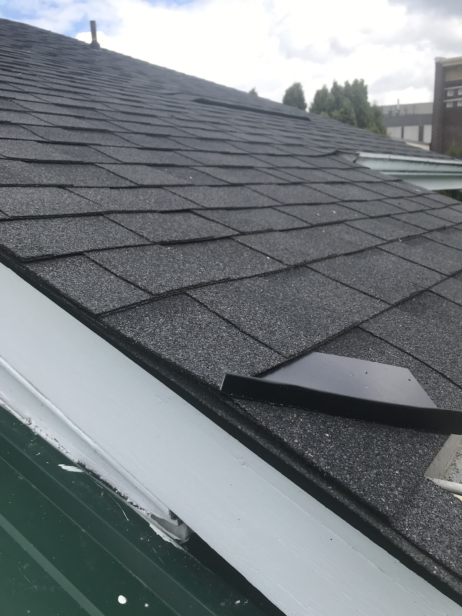 Taves Roofing 7228 Winston St, Burnaby British Columbia V5A 2G9