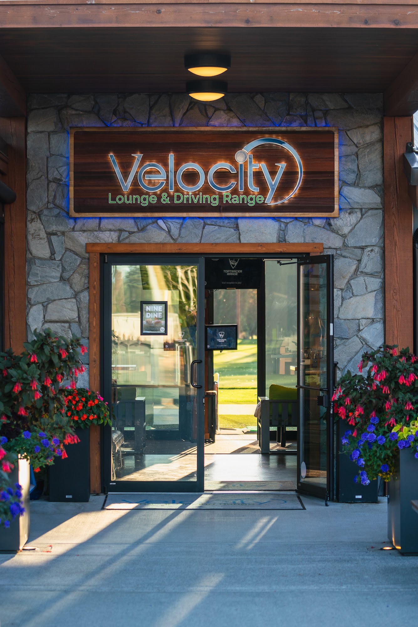 Velocity Lounge & Driving Range Campbell River