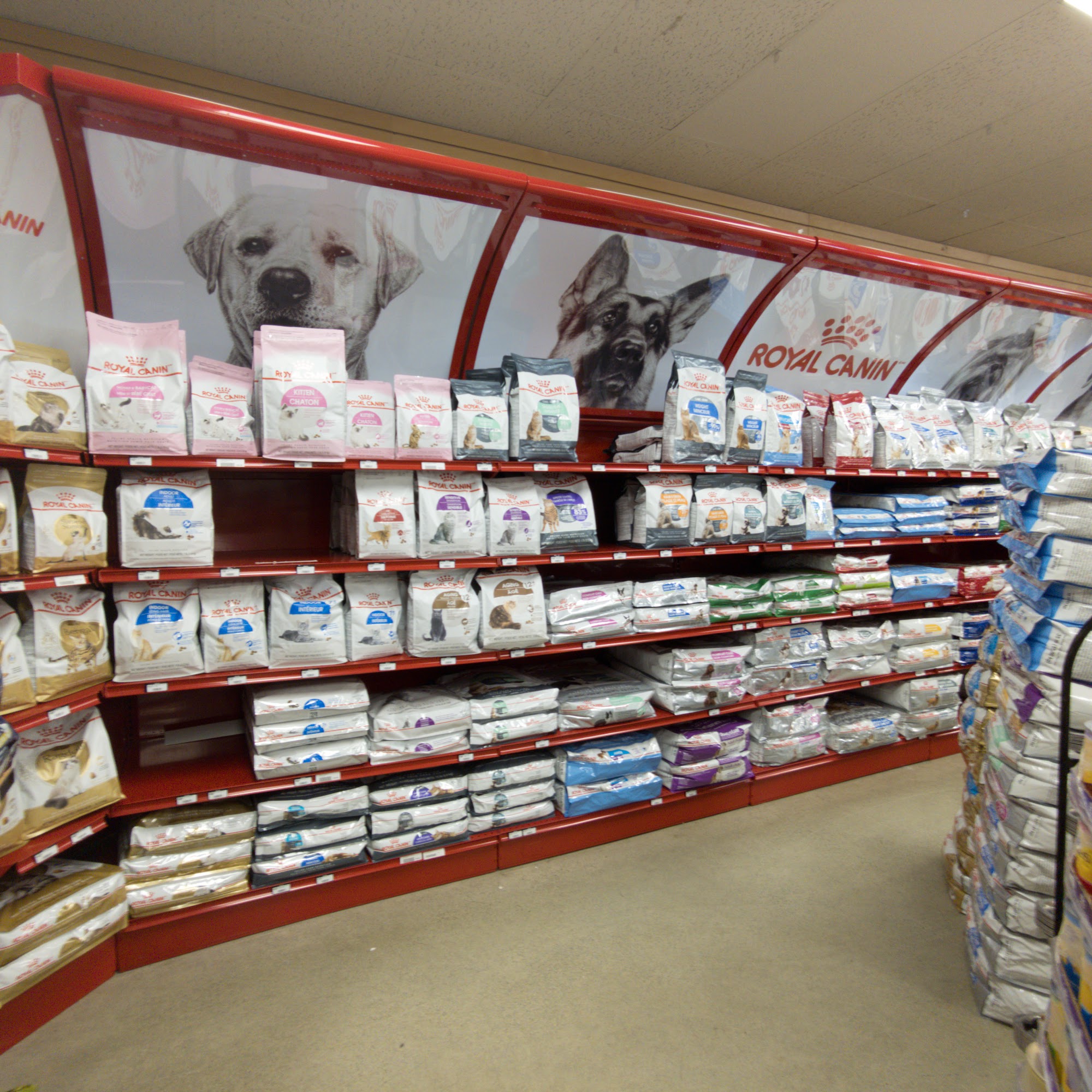 Woofy's Pet Foods Courtenay