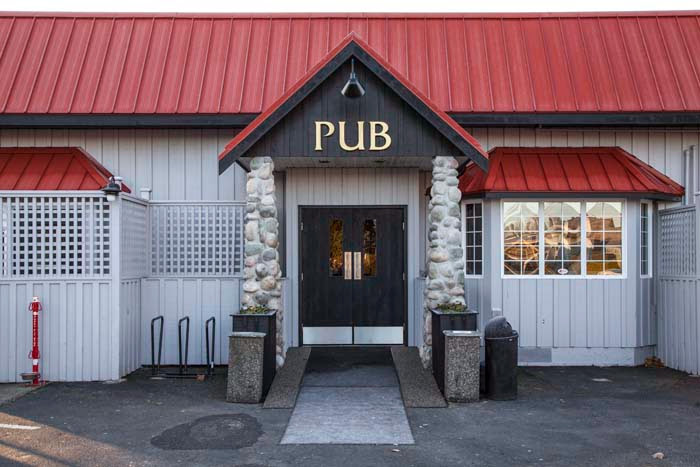 The Landing Pub & Grill Delta