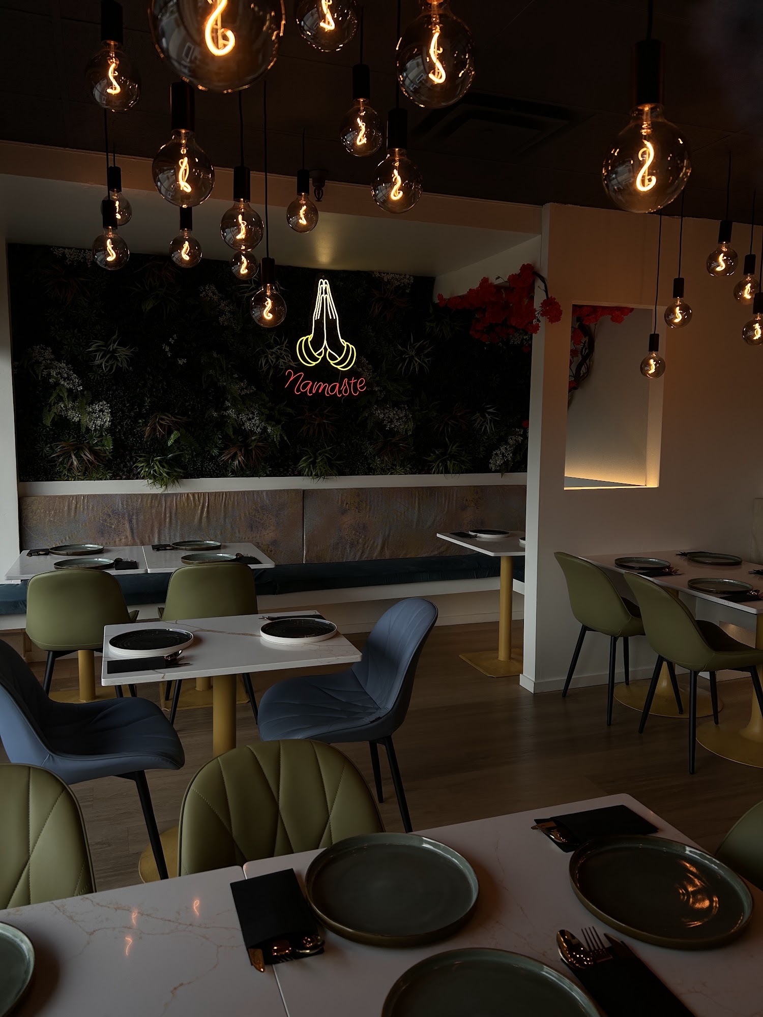 Clay Oven Indian Restaurant #112, 1077 56 St, Delta, BC V4L 2A2