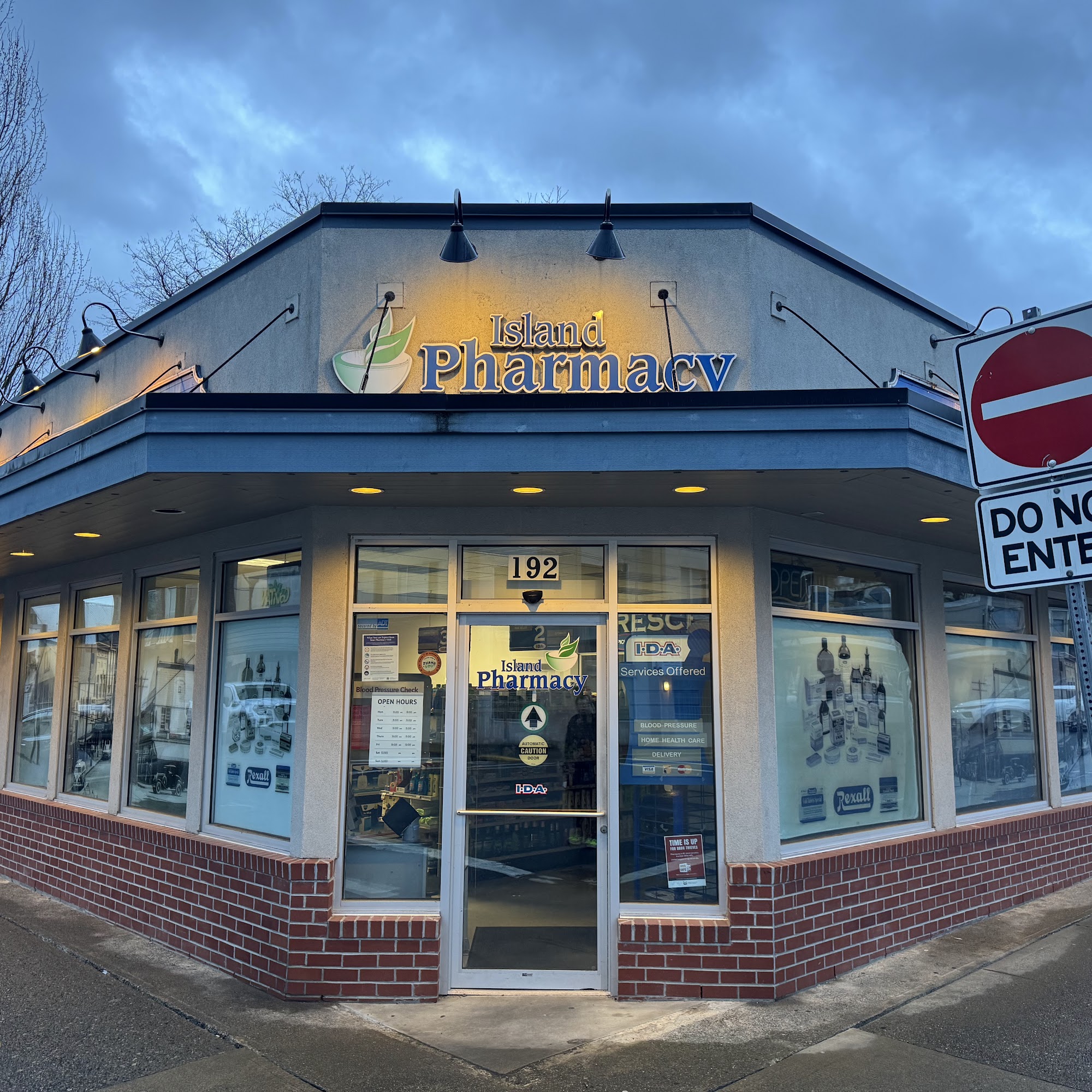 I.D.A. - Island Pharmacy #4 Duncan