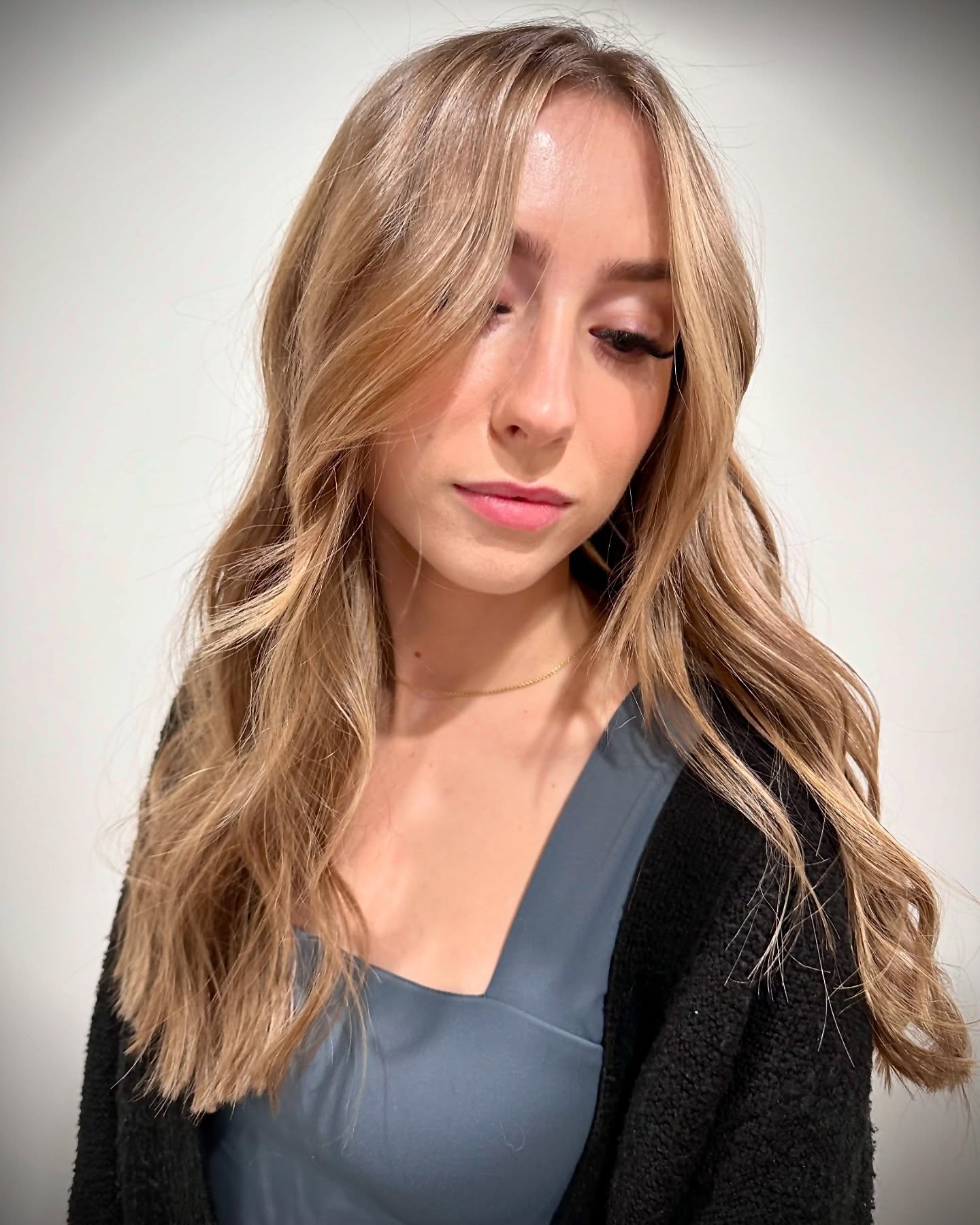 Robyn's Nest Hair Studio