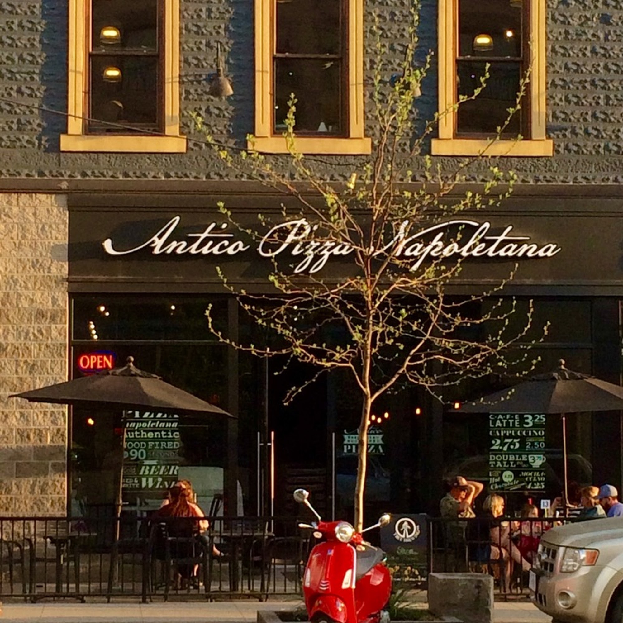 Antico Pizza Napoletana Kelowna