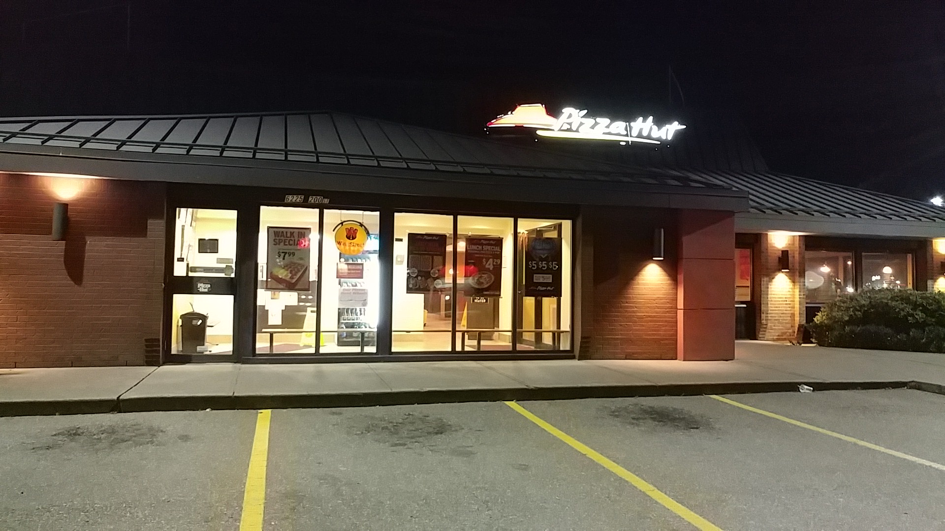 Pizza Hut