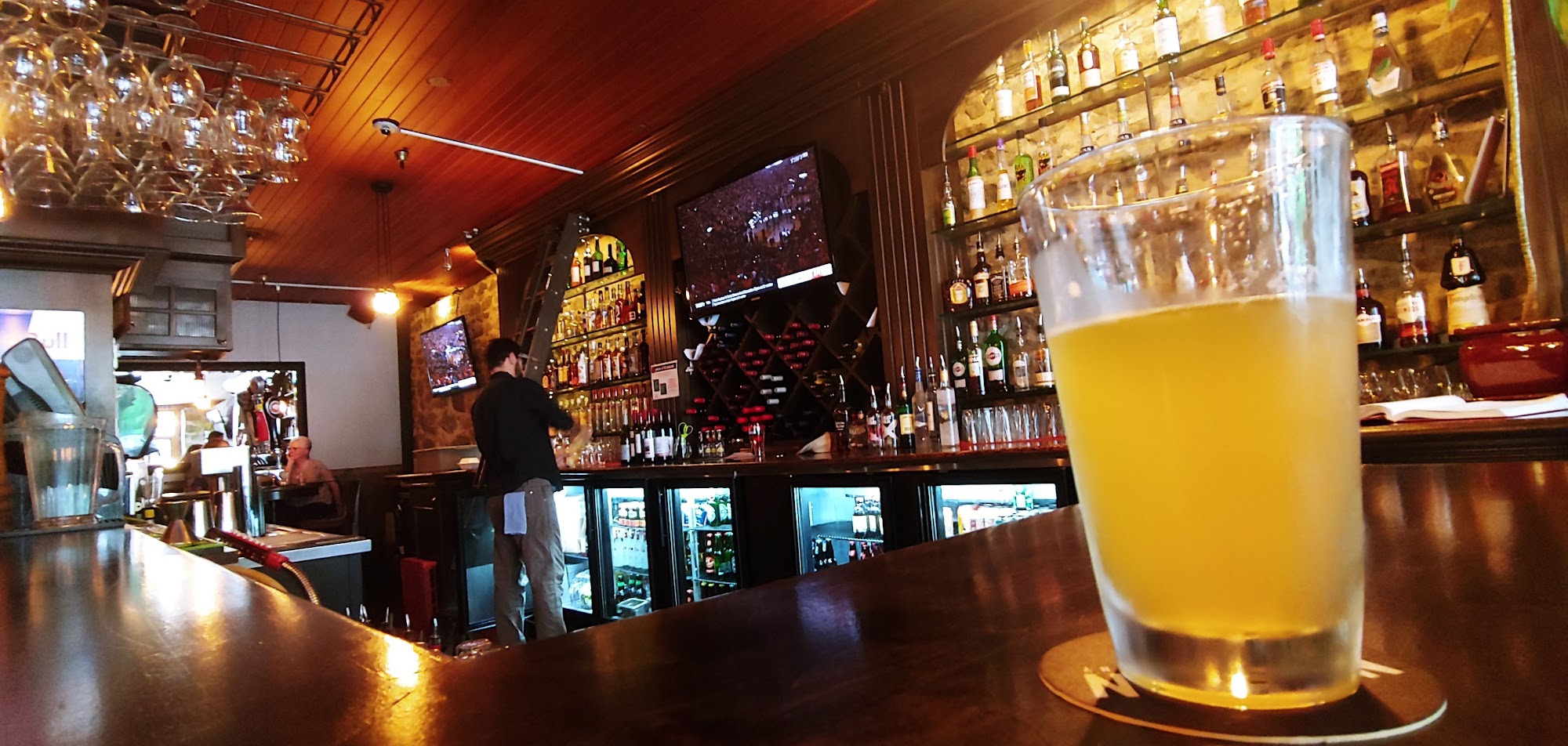 Jackson's Hole & Grill Nelson