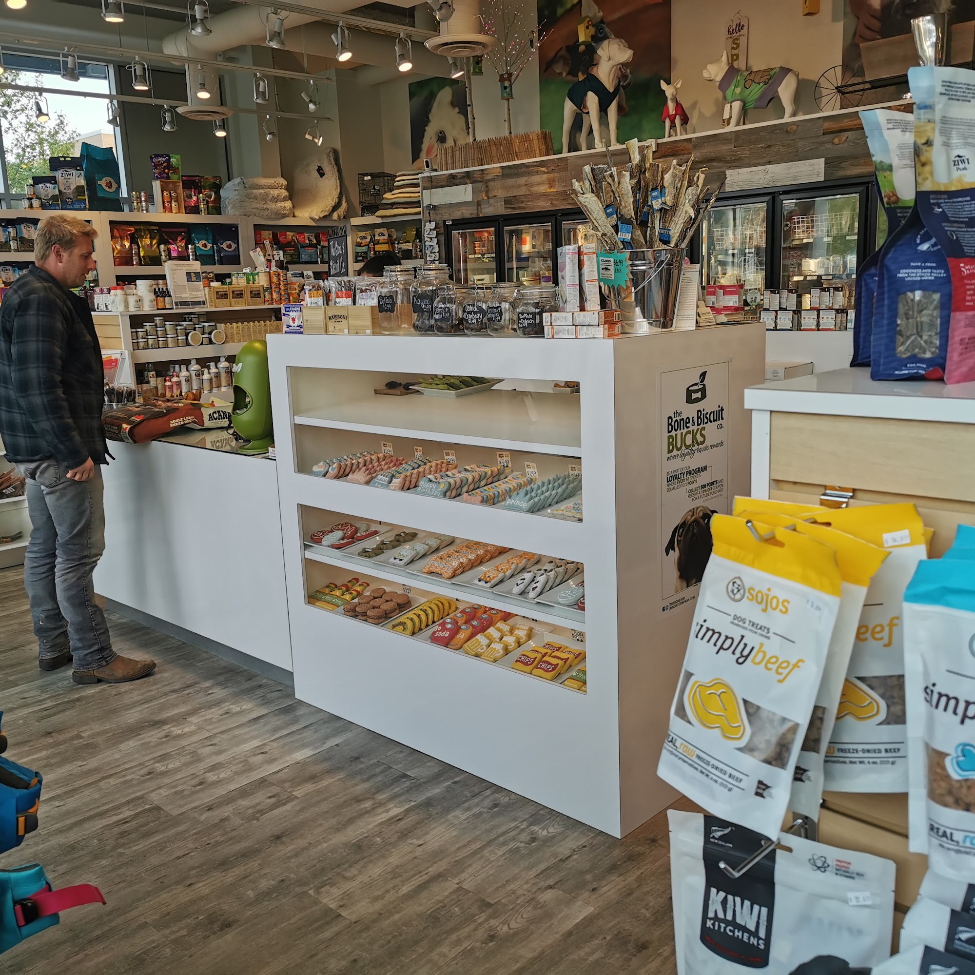 Bone & Biscuit North Vancouver