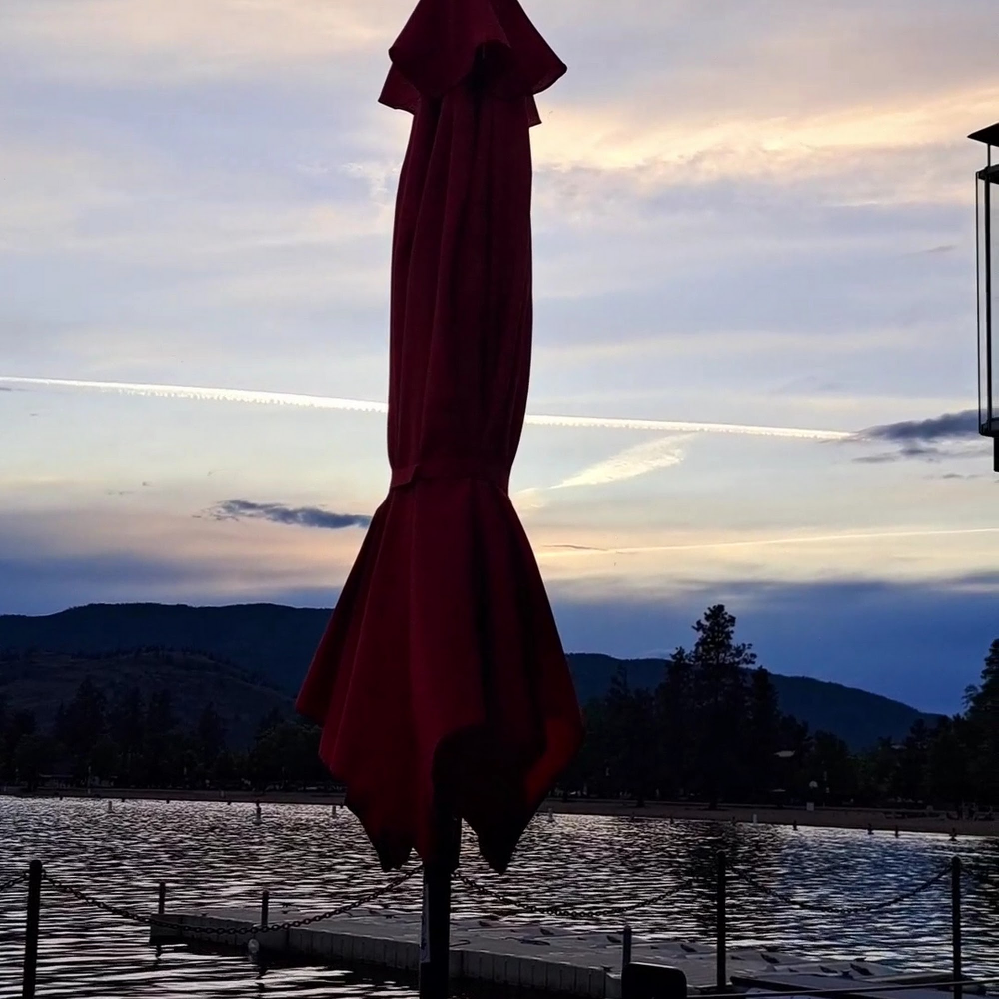 Dragonboat Pub Penticton