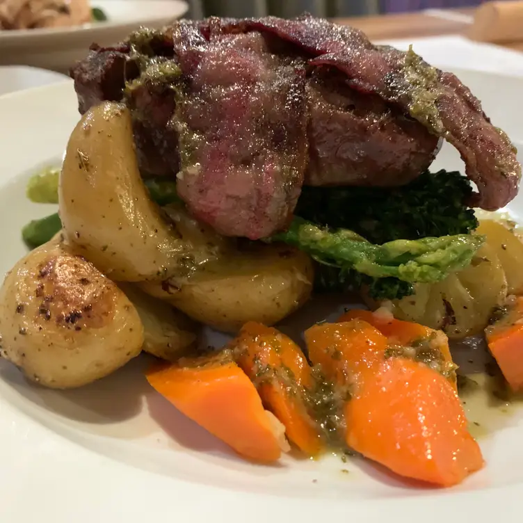Photo credit: opentable