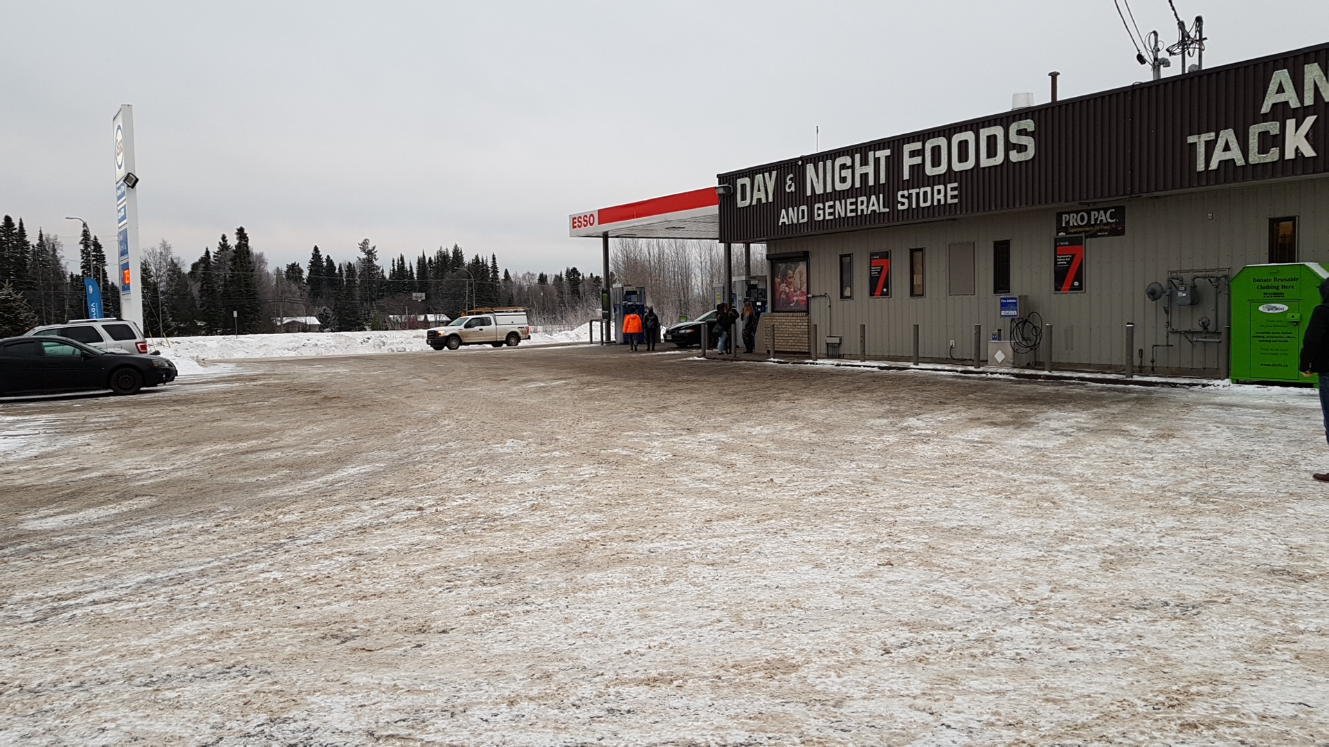 Day & Night Feed & Tack Prince George