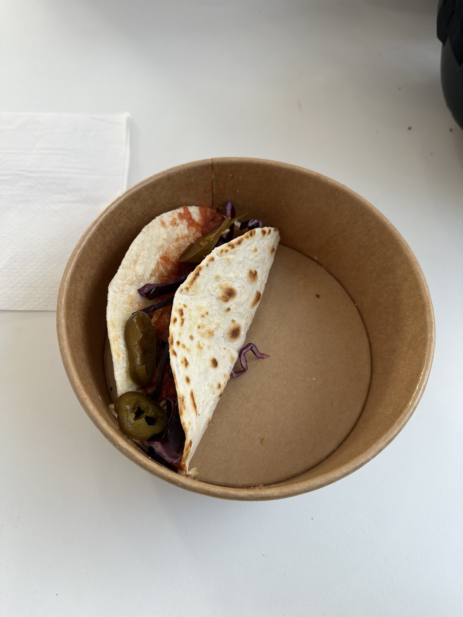 Taco Rojo 4588+JJ, Rossland