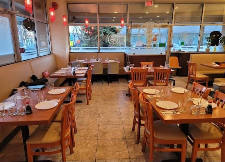 Dragon Wok | Indian-Style Chinese Cuisine 8140 128 St Suite 335, Surrey, BC V3W 1R1