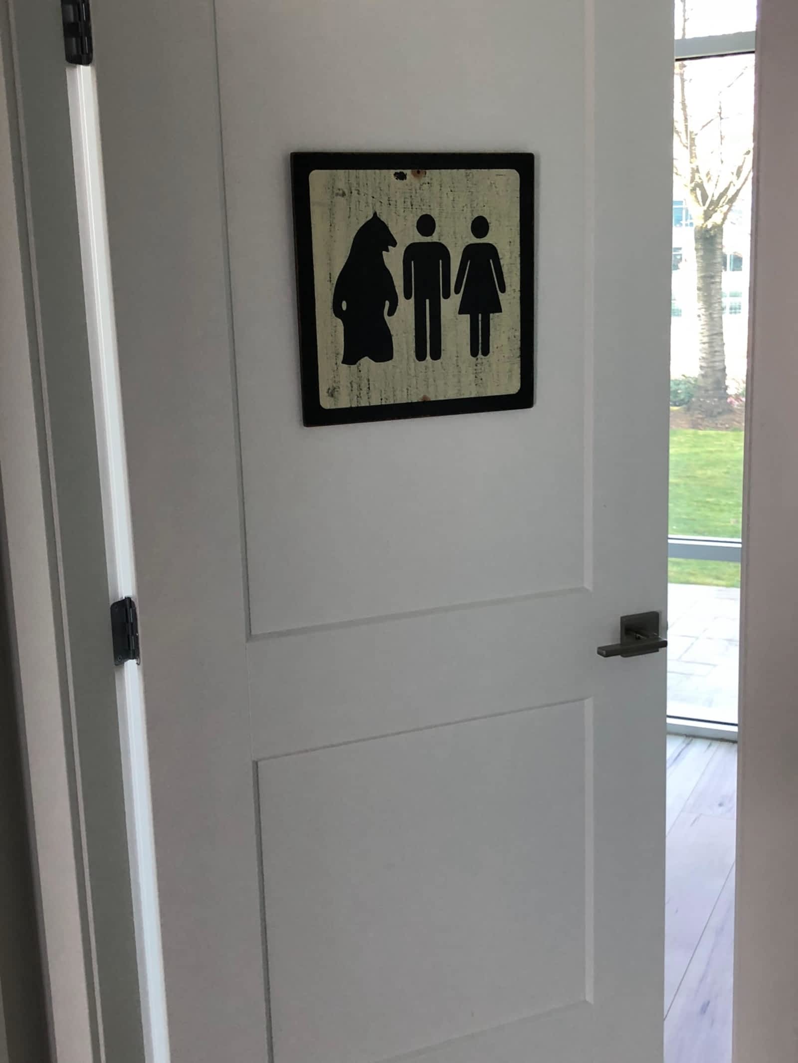 Photo credit: yellowpages.ca