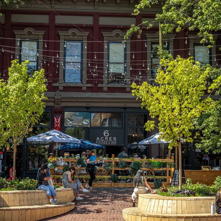 Photo credit: opentable