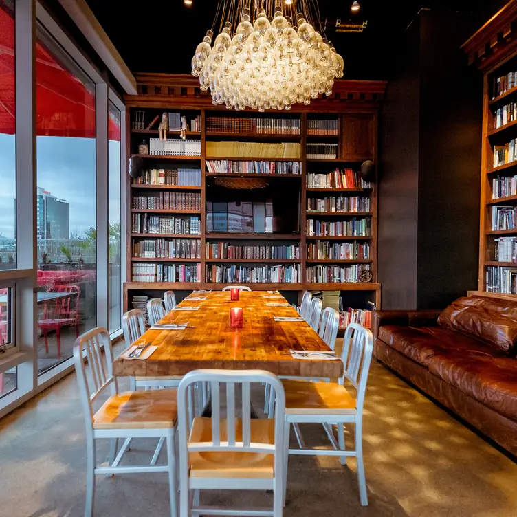 Photo credit: opentable