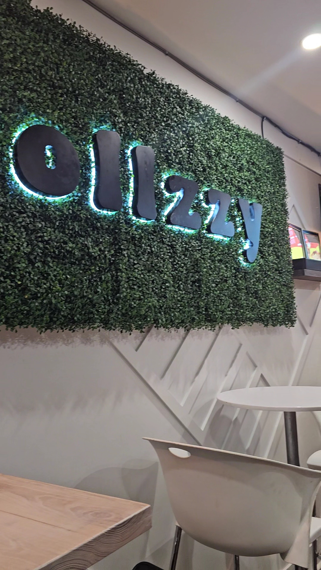 Rollzzy (Commercial Drive) Menu