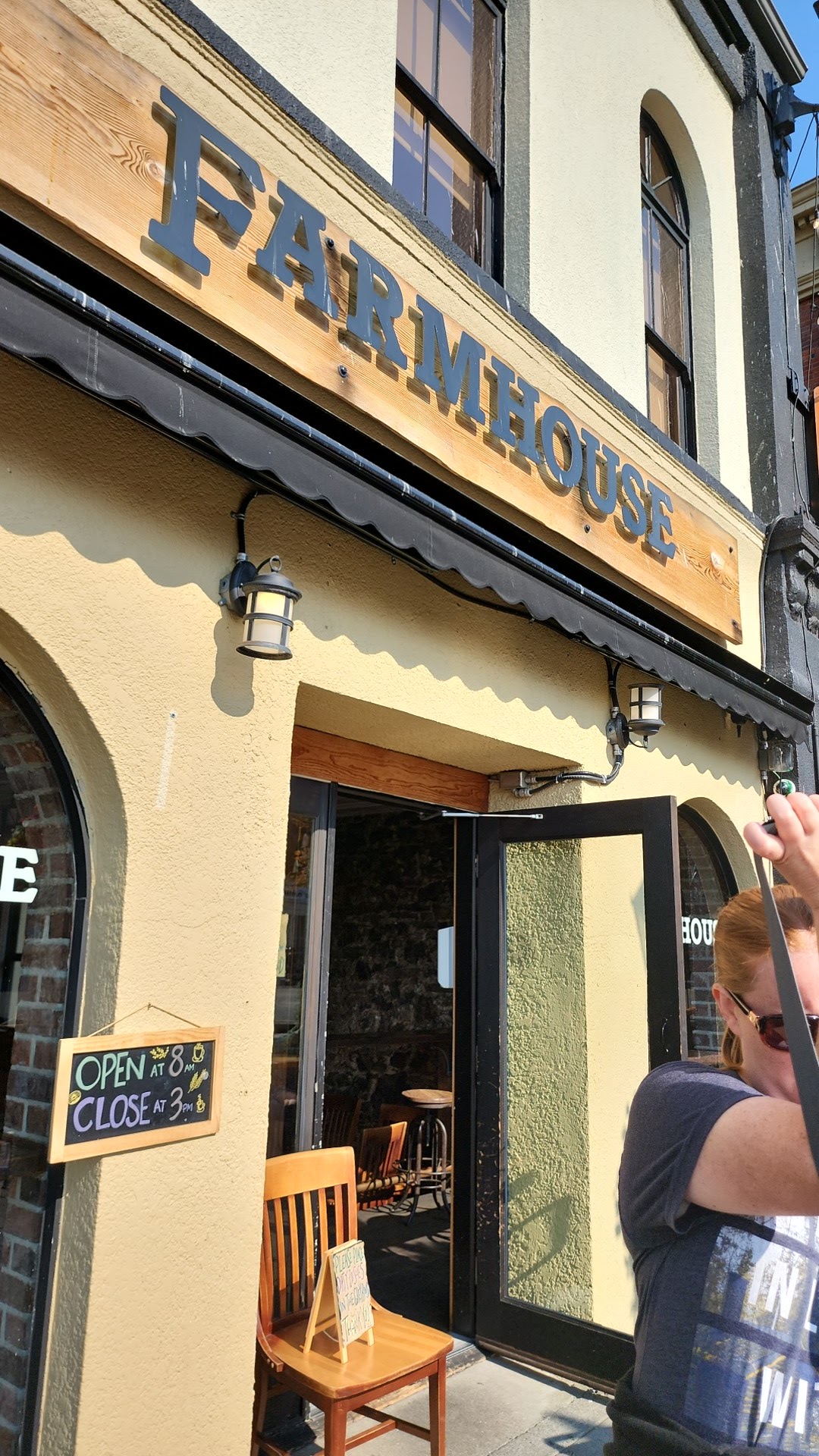 Farmhouse Victoria Victoria