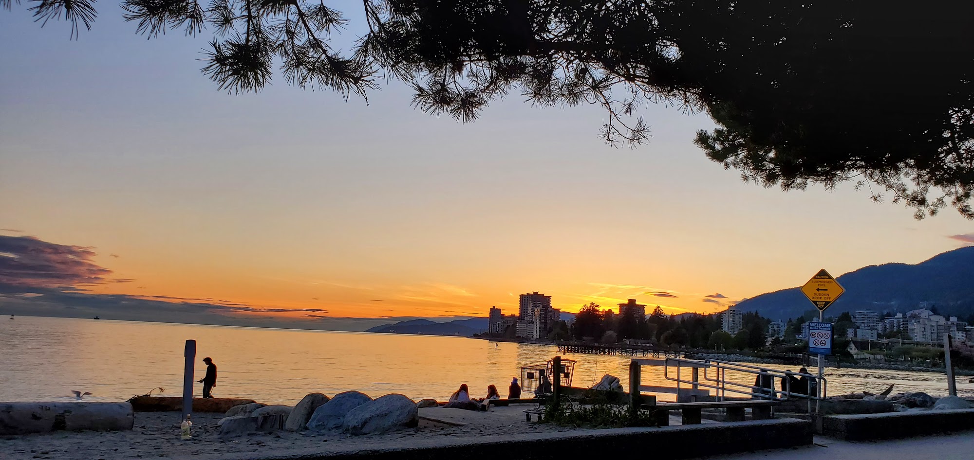 The Boatshed Ambleside West Vancouver