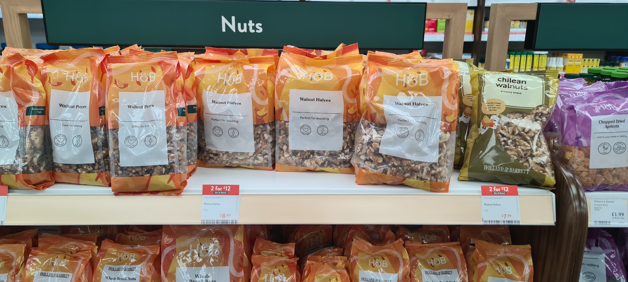 Holland & Barrett - Luton