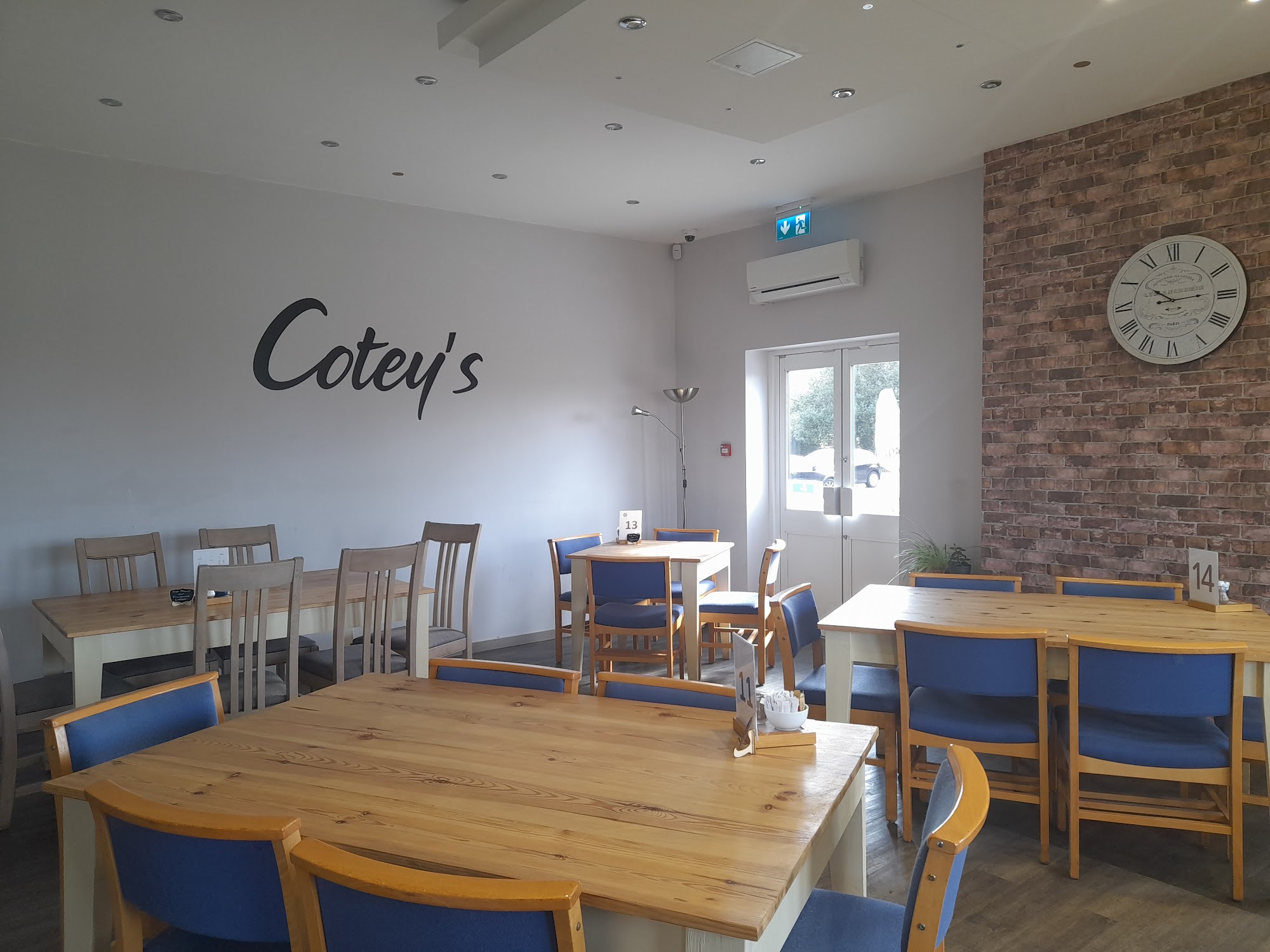 Cotey's Restaurant A1, South, Hinxworth, Baldock