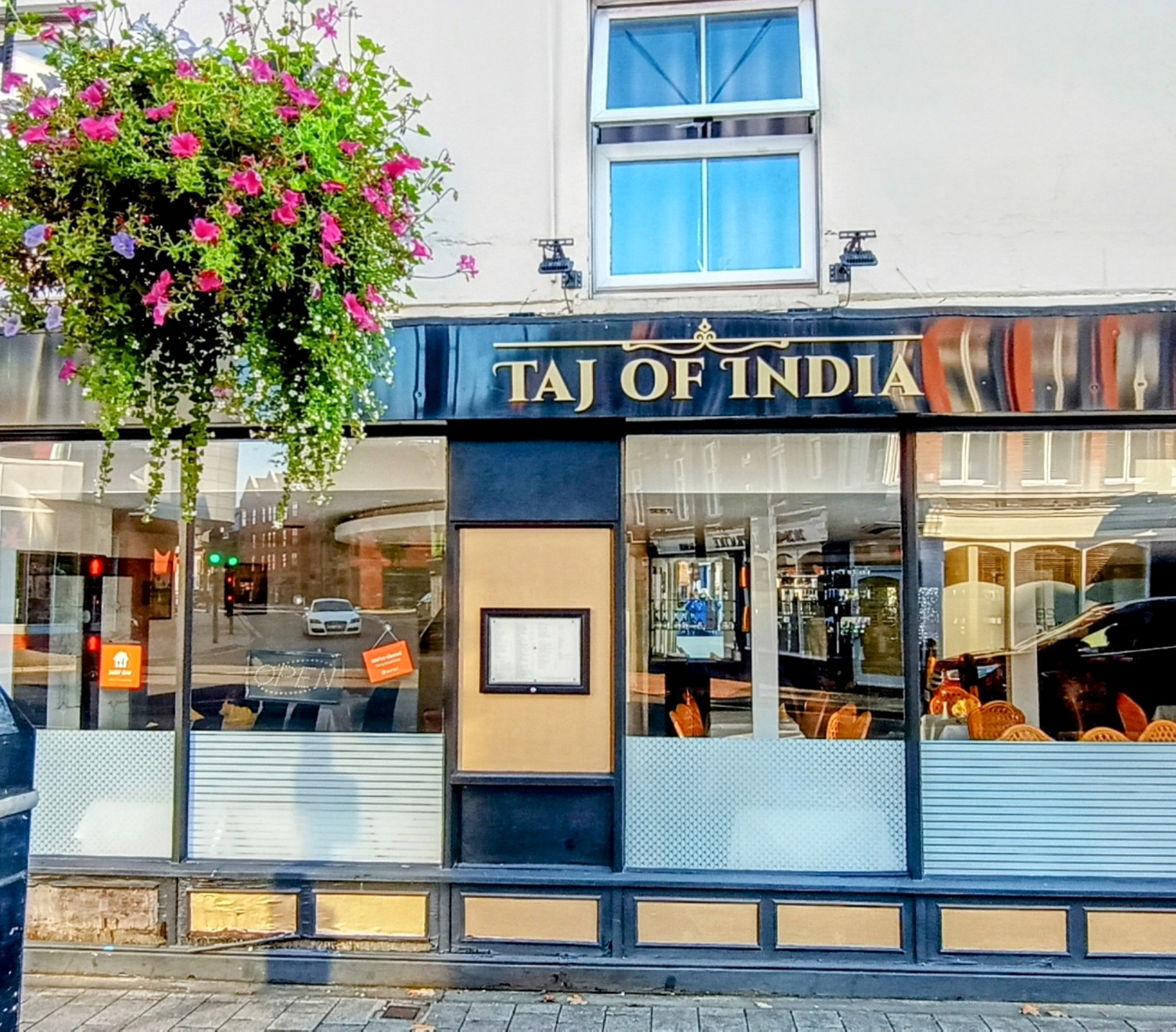 Taj of India 51-52 Cheap St, Newbury