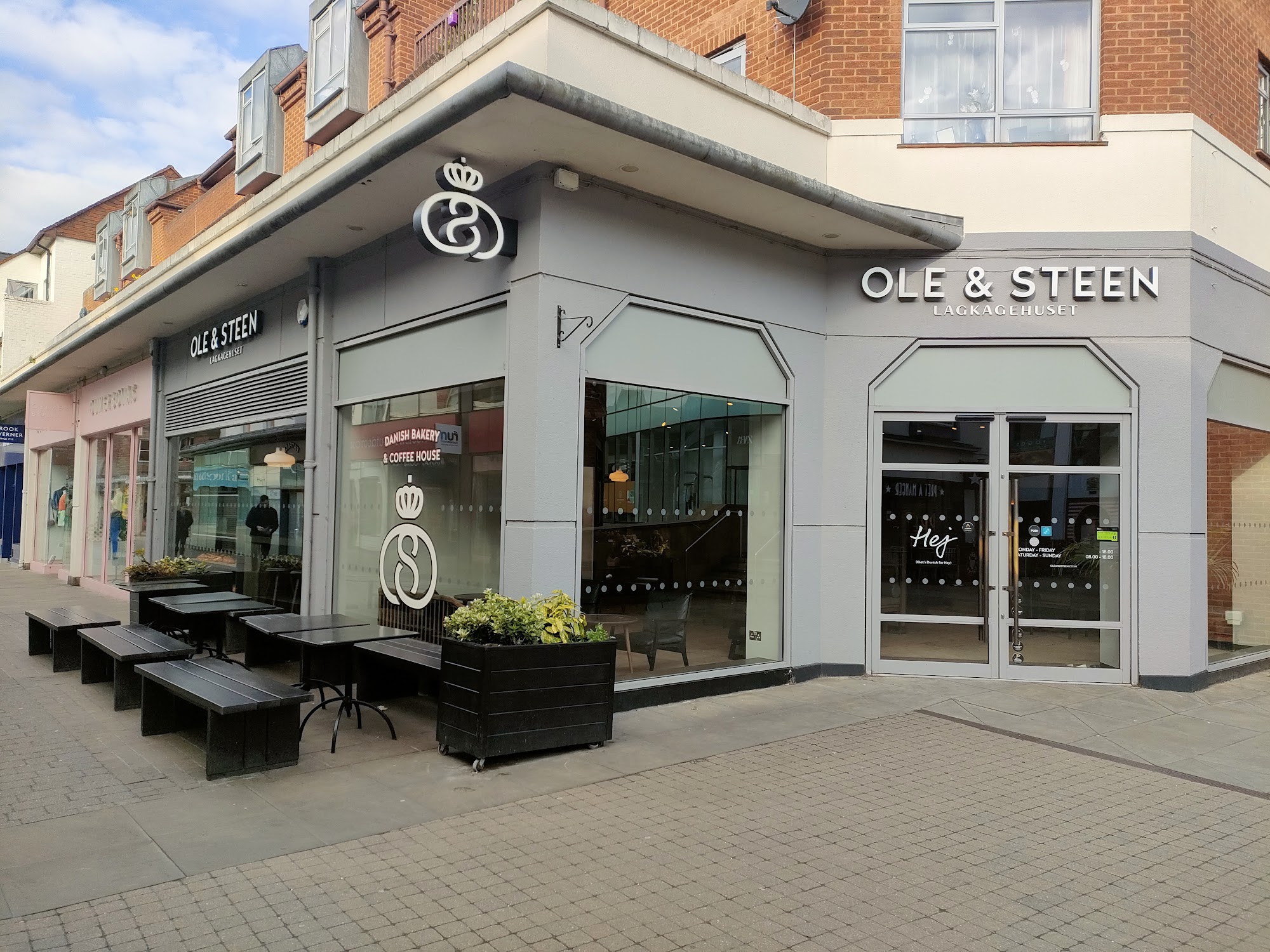 Ole & Steen 24-25 King Edward VII Ave, Windsor
